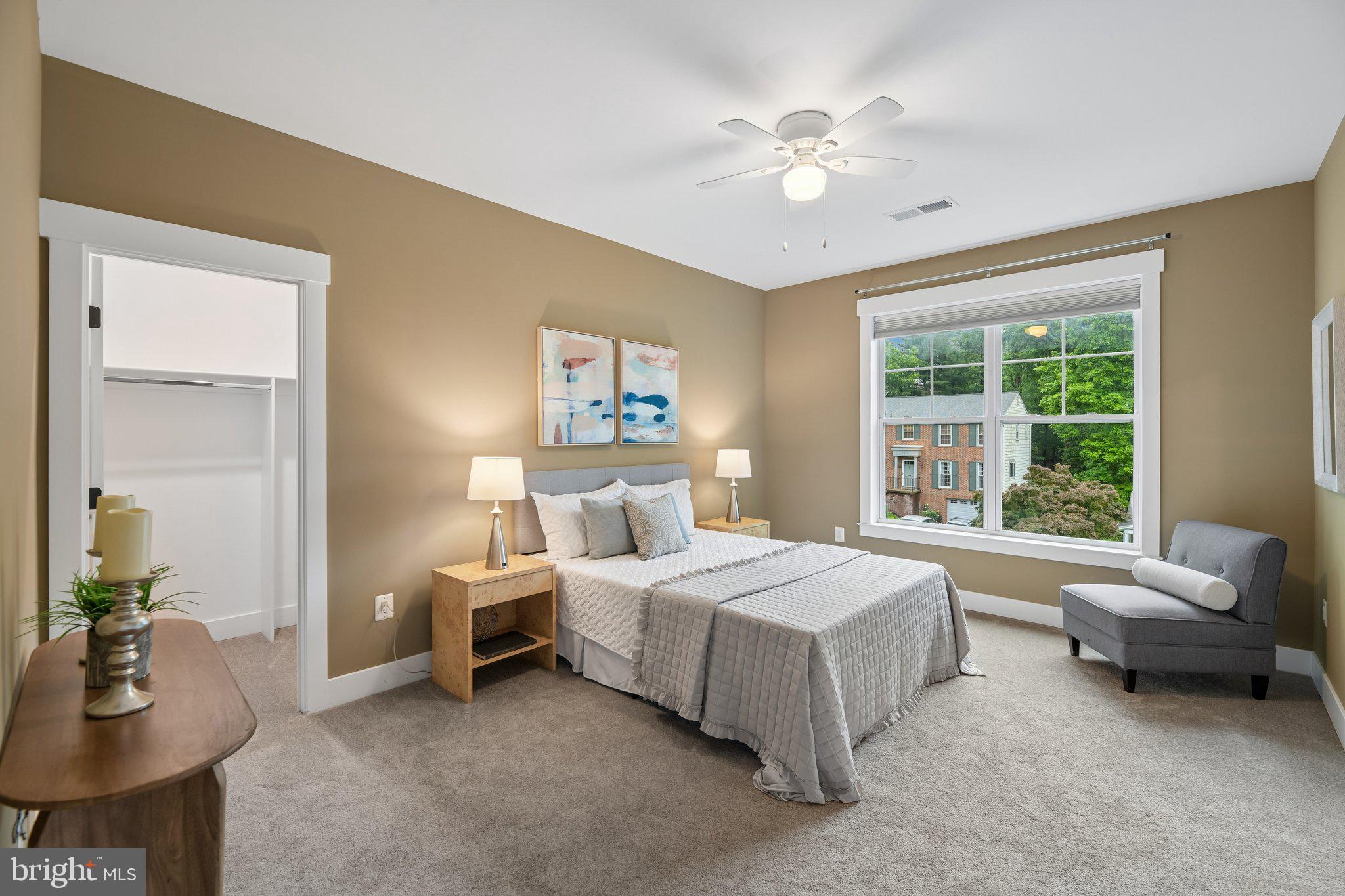 MOUNT DANIEL - Residential