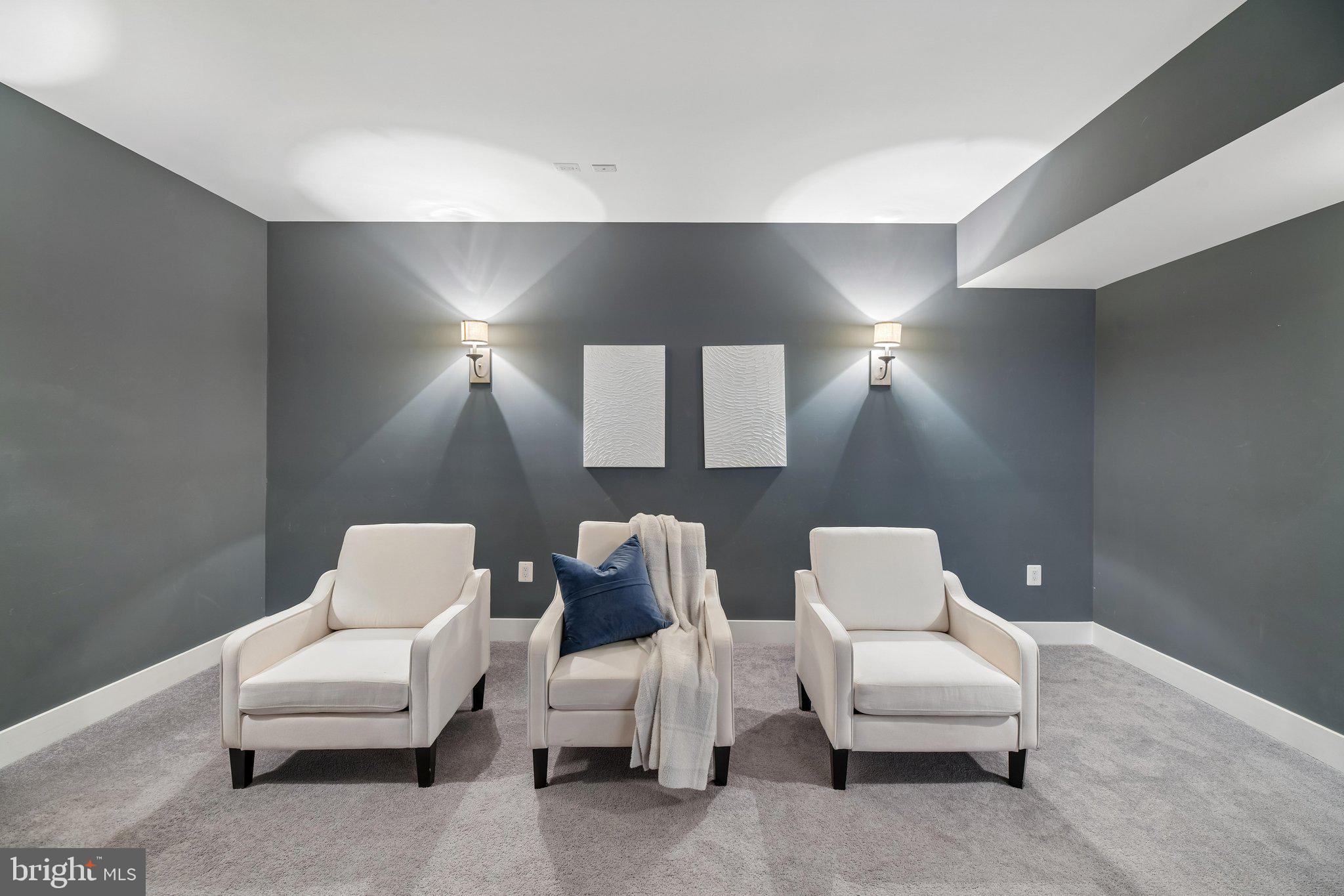 MOUNT DANIEL - Residential