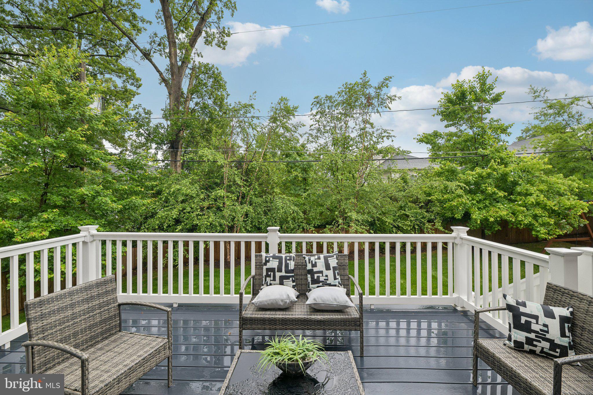 MOUNT DANIEL - Residential
