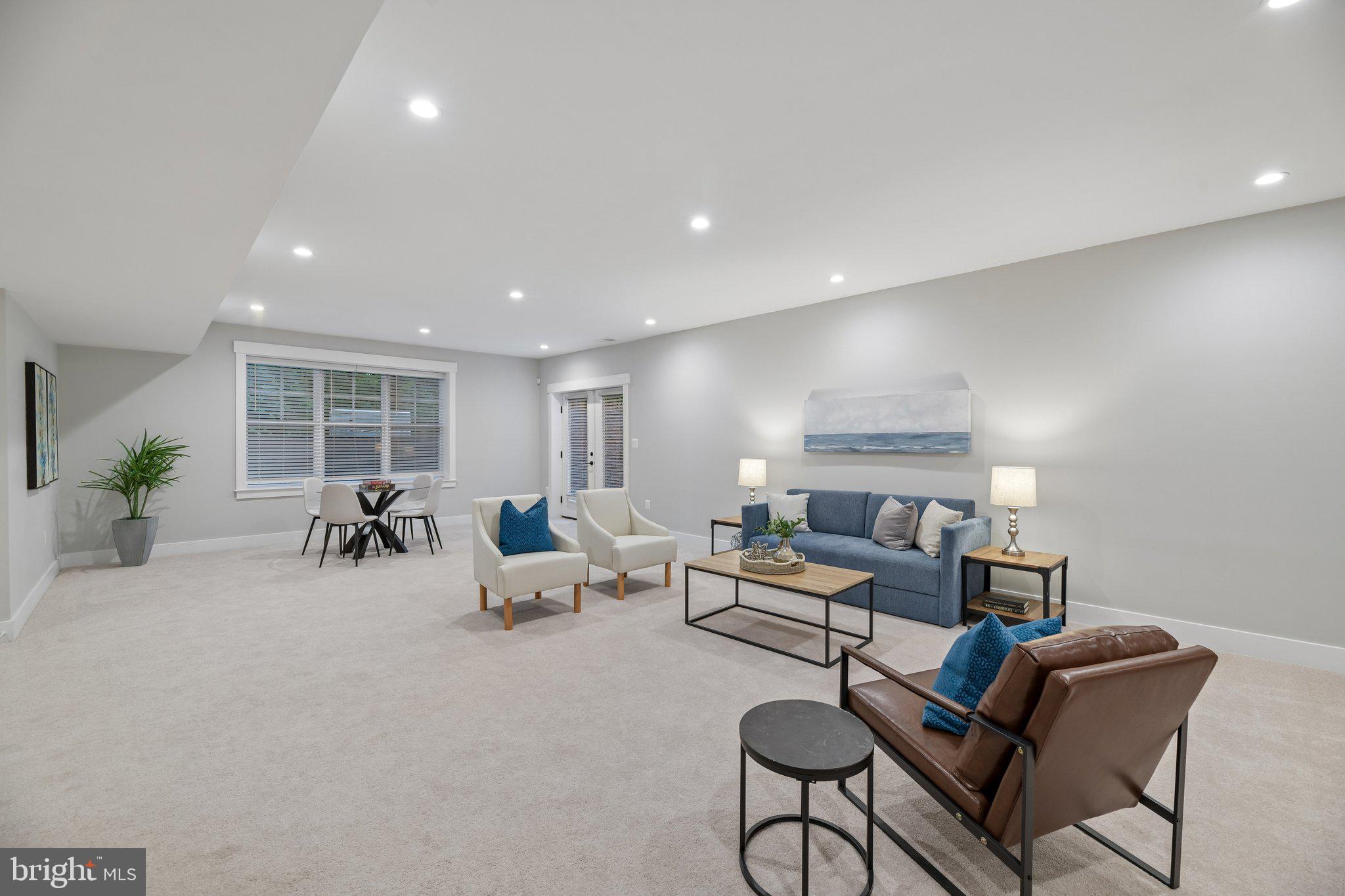MOUNT DANIEL - Residential