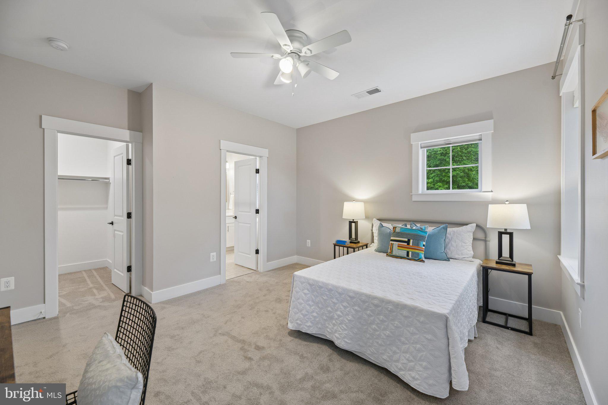 MOUNT DANIEL - Residential