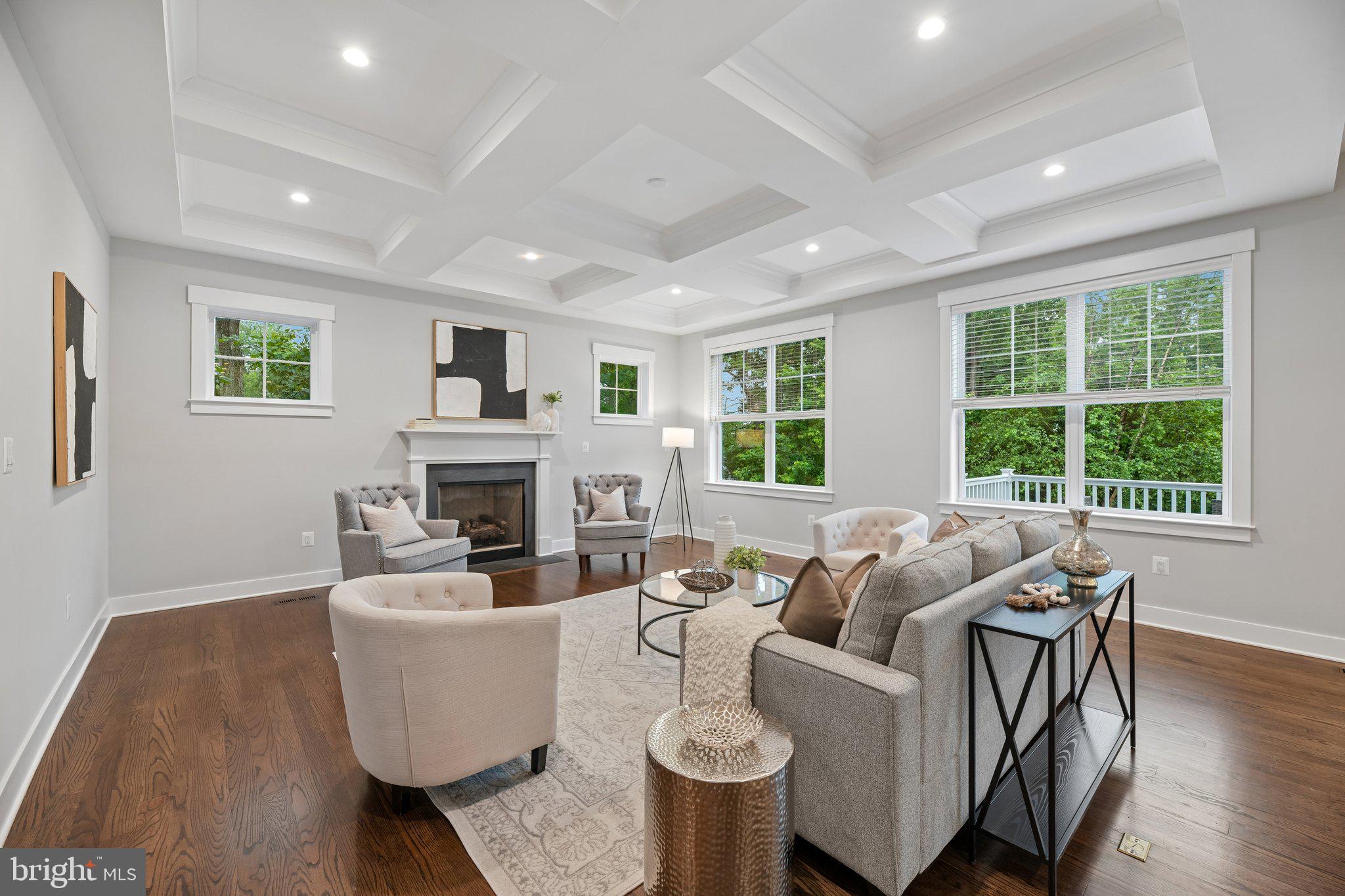 MOUNT DANIEL - Residential