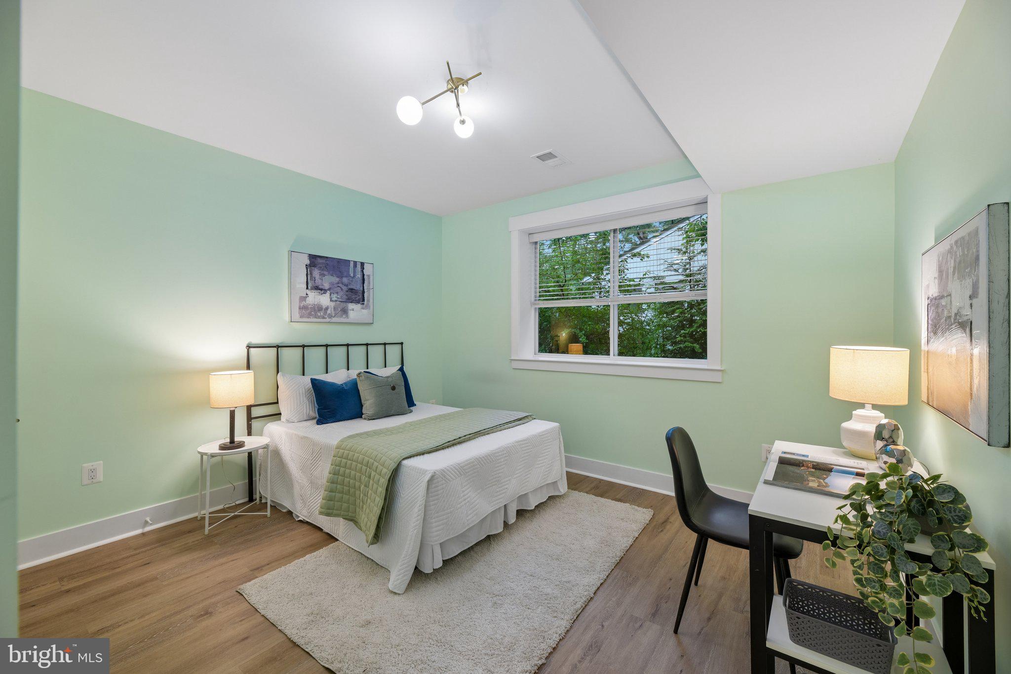 MOUNT DANIEL - Residential