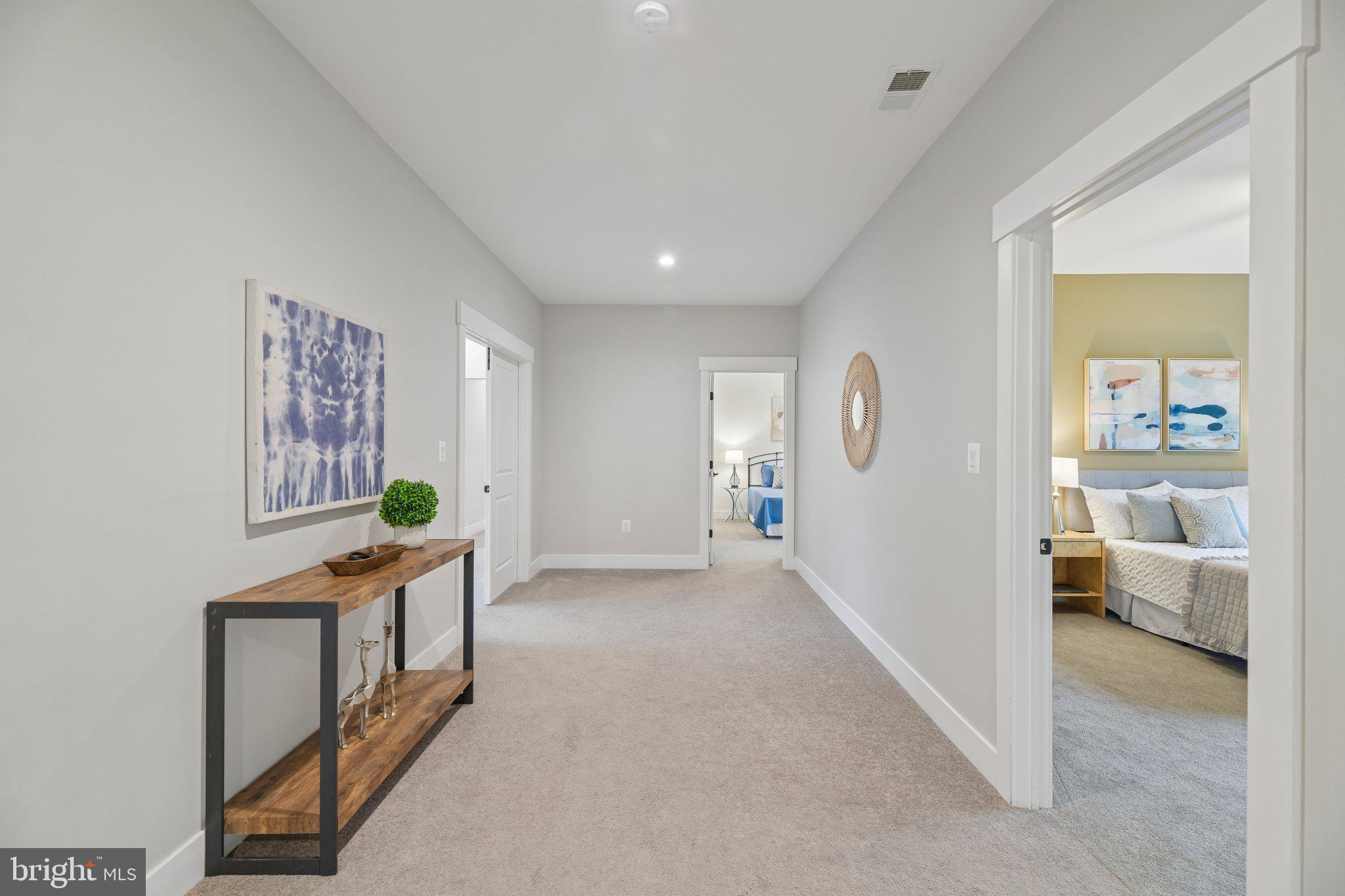 MOUNT DANIEL - Residential