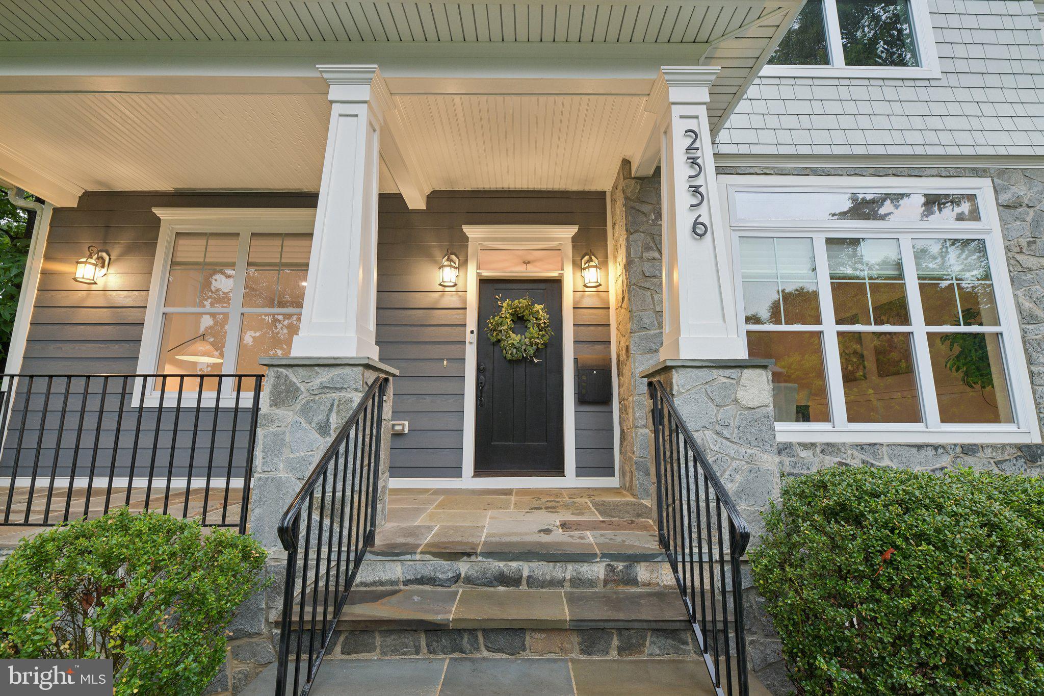 MOUNT DANIEL - Residential
