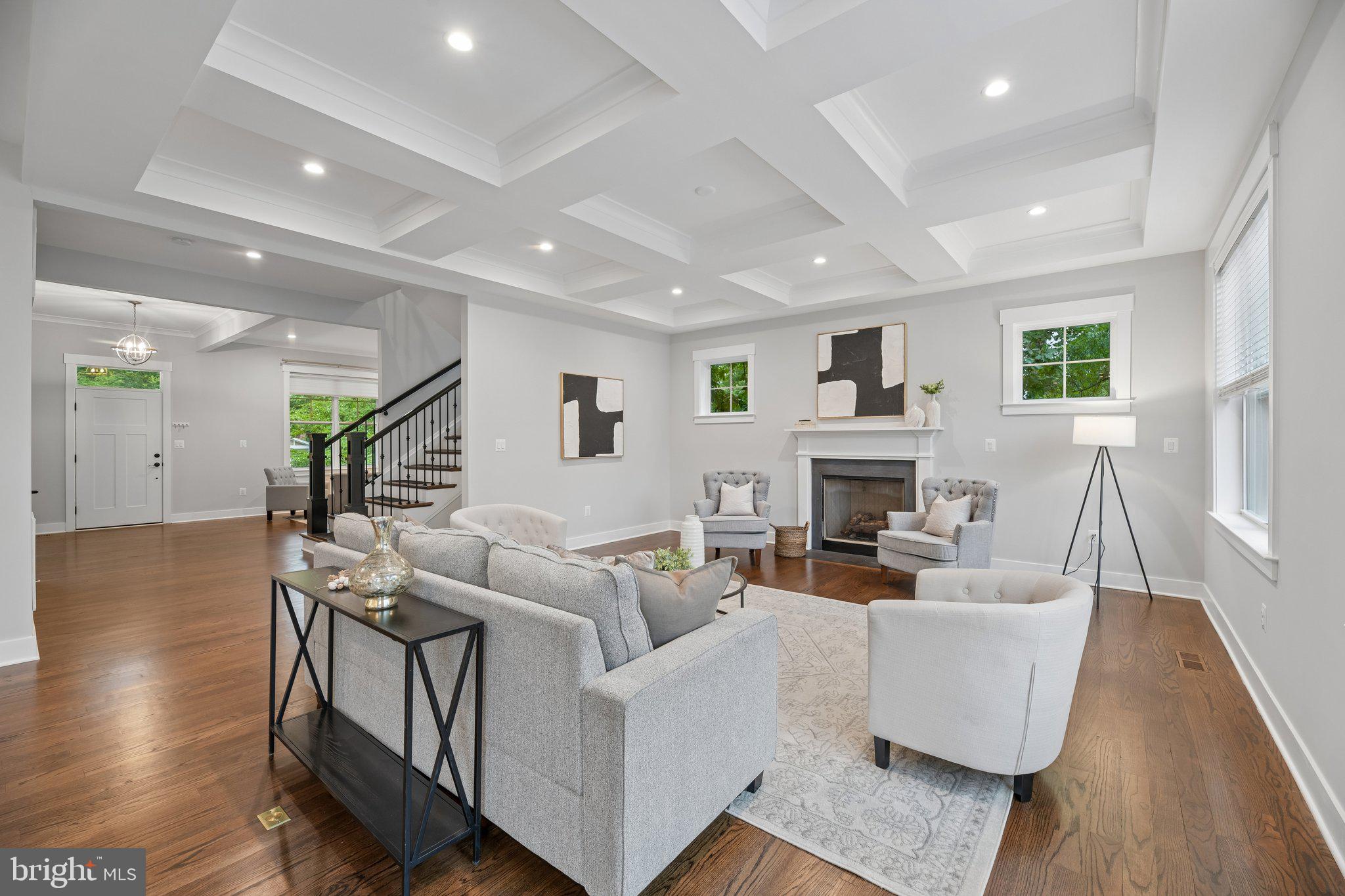 MOUNT DANIEL - Residential