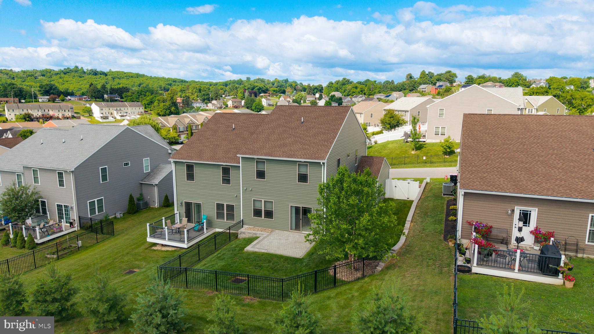 FARMSPRING ESTATES - Residential