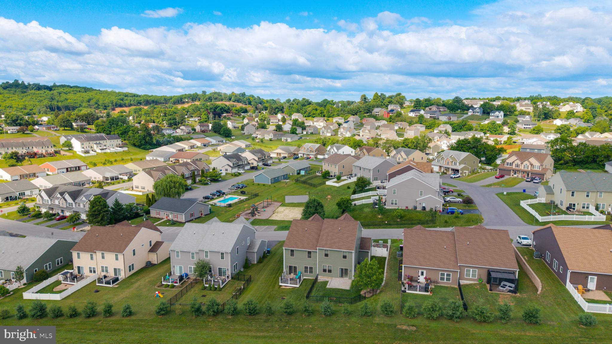 FARMSPRING ESTATES - Residential