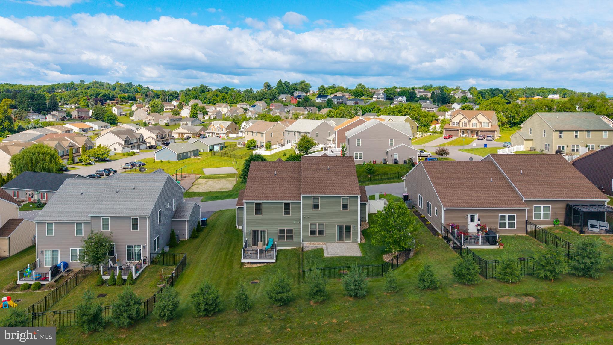 FARMSPRING ESTATES - Residential