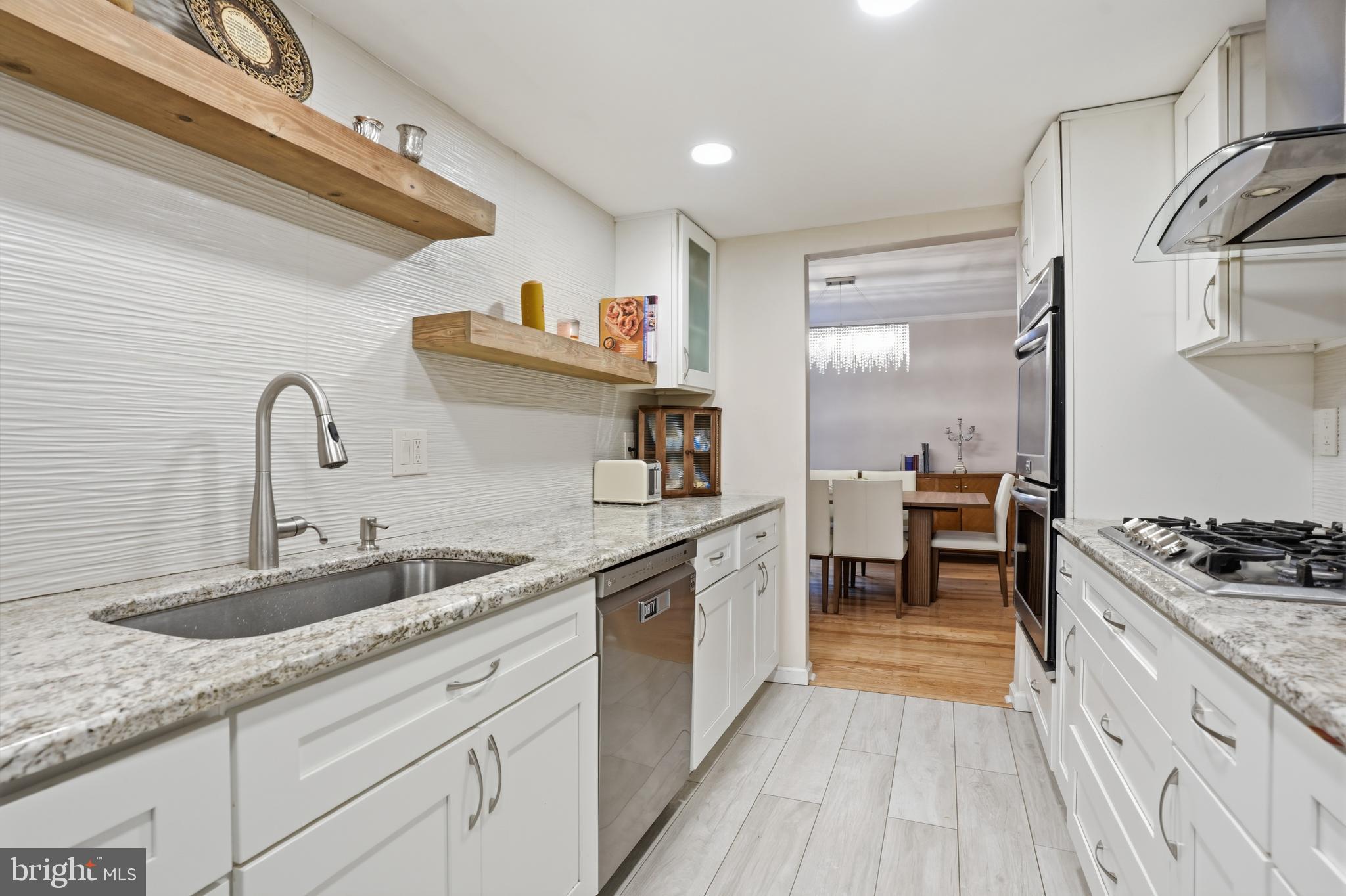 TAREYTON ESTATES - Residential