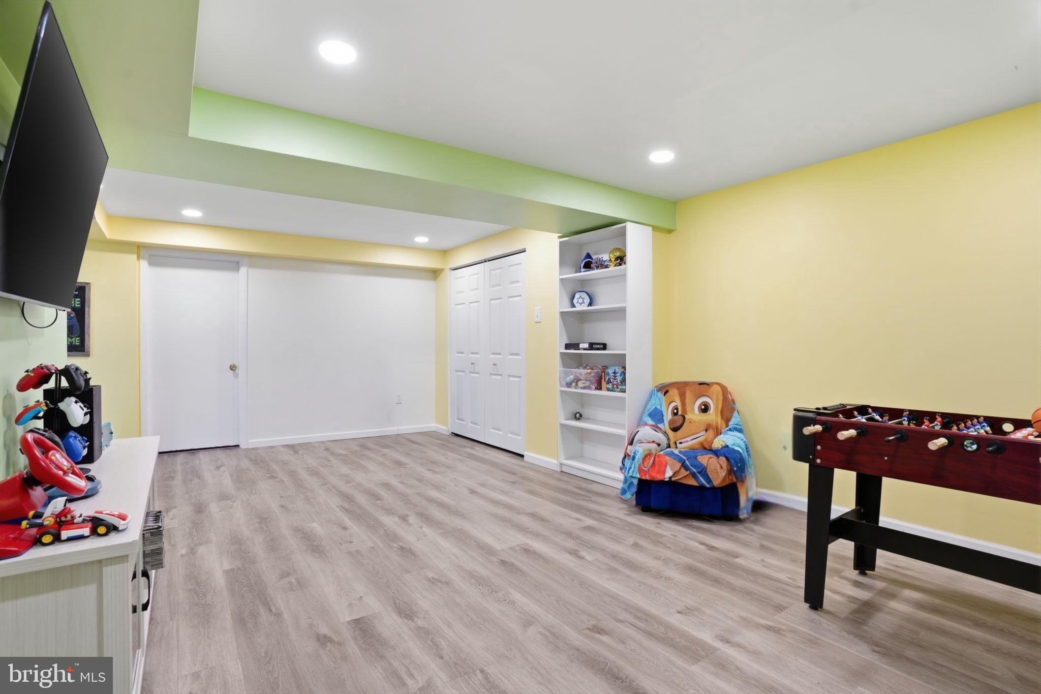 TAREYTON ESTATES - Residential