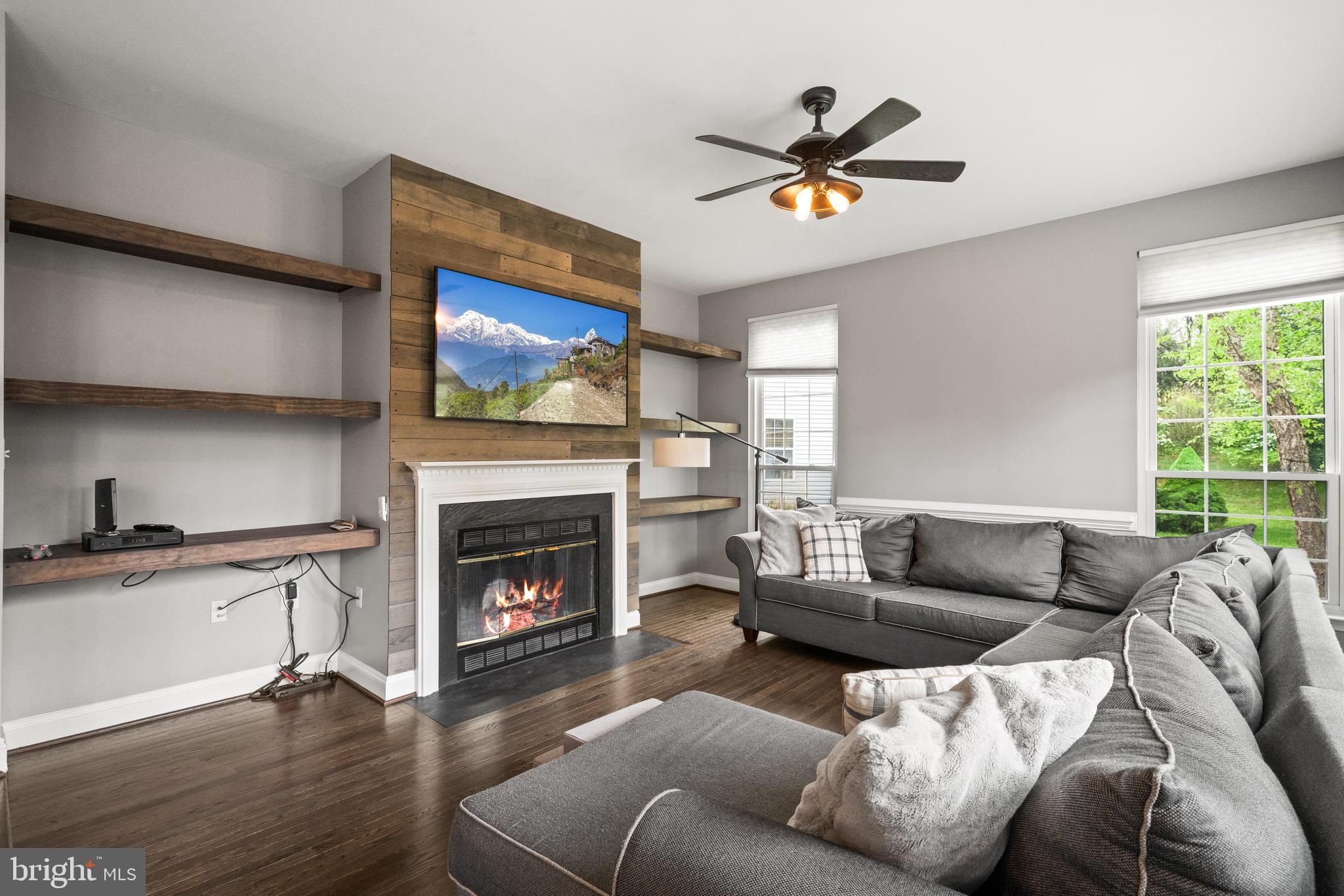 POTOMAC CROSSING - Residential