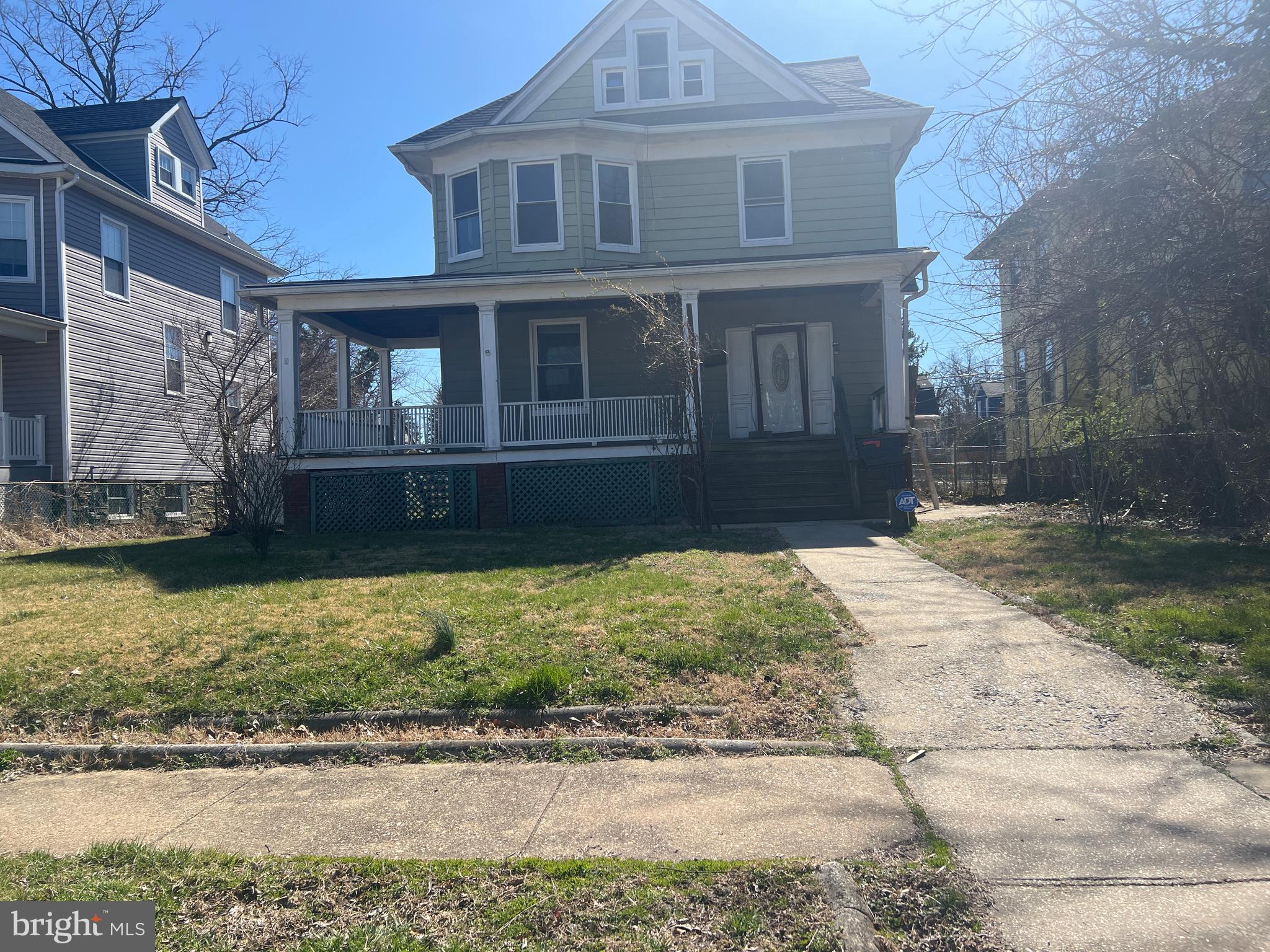 PRIOR TO SCHEDULING A SHOWING OR SUBMITTING A BID, PLEASE CHECK THE (hudhomestore) WEBSITE TO MAKE SURE PROPERTY IS STILL AVAILABLE.
241-876693 – Please visit the hudhomstore website to submit offers, obtain property information and submission deadlines - HUD homes are "Sold As Is", managed by Olympus AMS".  Ground rent is to be verified by buyer/or buyer’s agent. Single family house w/five bedrooms, 2.5 baths, livingroom, diningroom, kitchen, basement, spacious backyard.  Property can use some TLC. Schedule your appointment today to view this property!