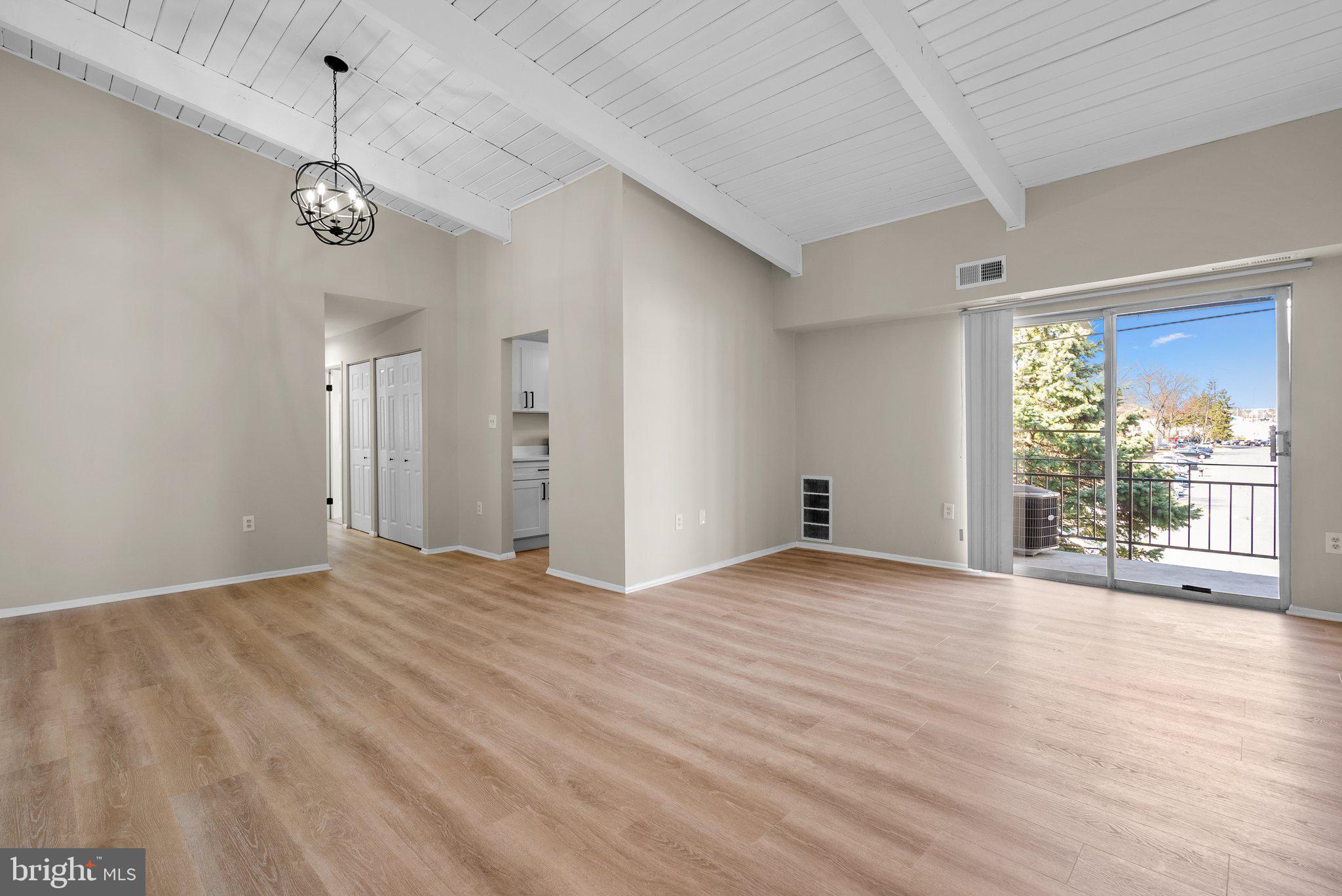 MARYLAND FARMS CONDO - Residential