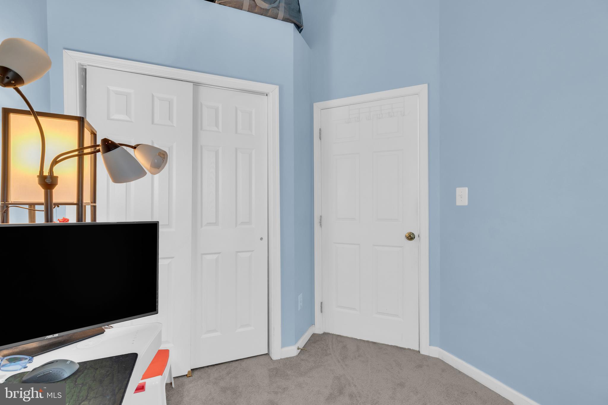 AMBERLEA AT SOUTH RIDING - Residential