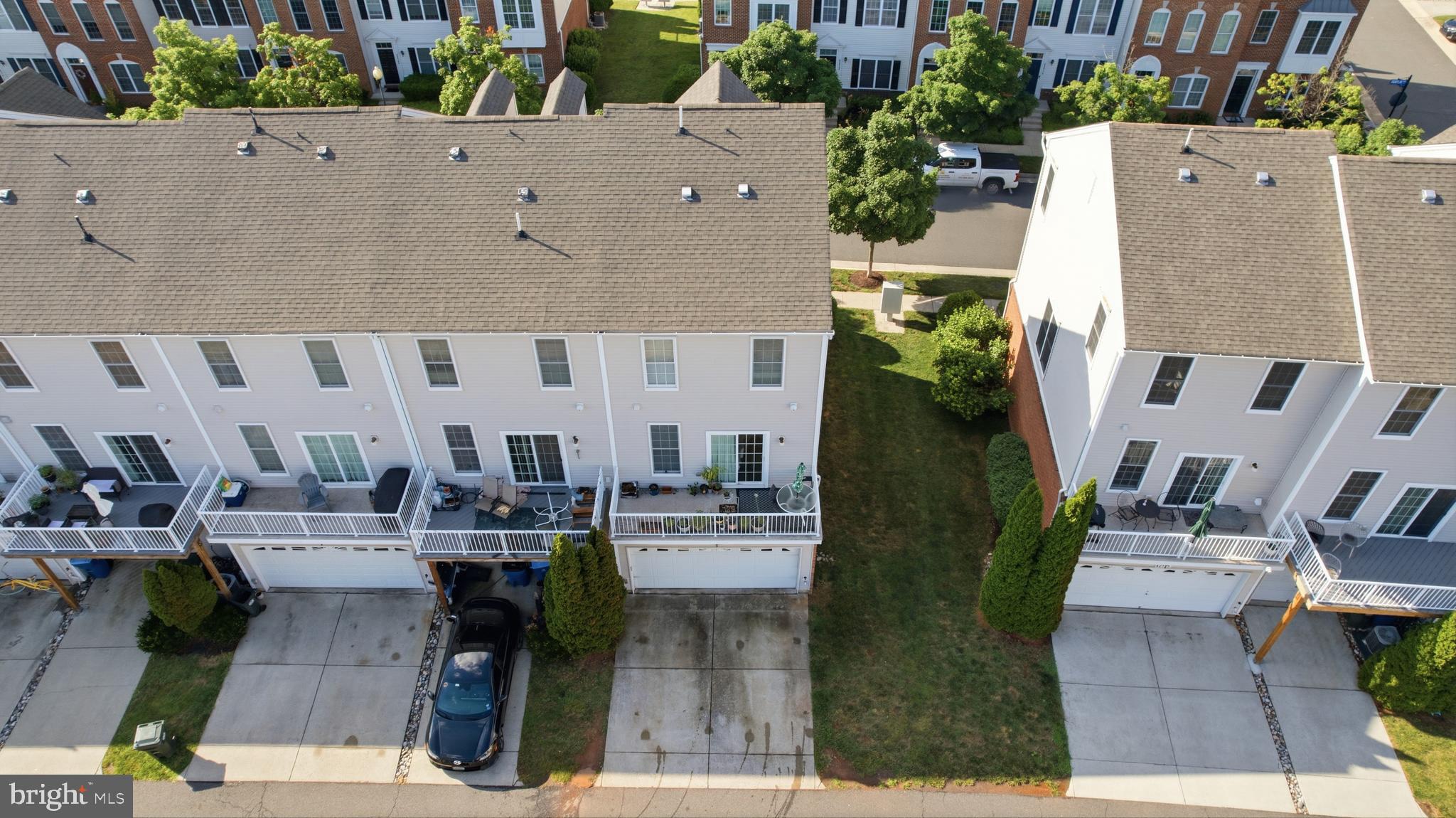 AMBERLEA AT SOUTH RIDING - Residential