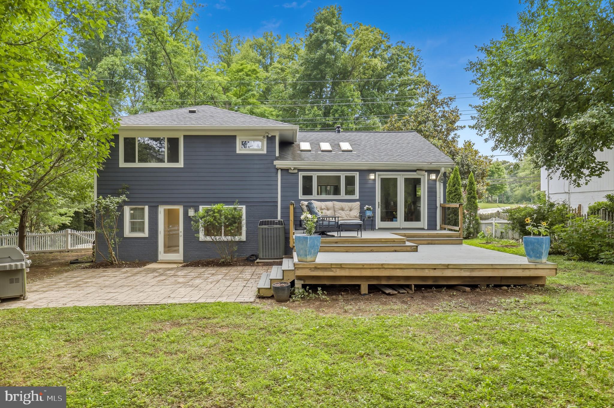 GREEN TREE MANOR - Residential