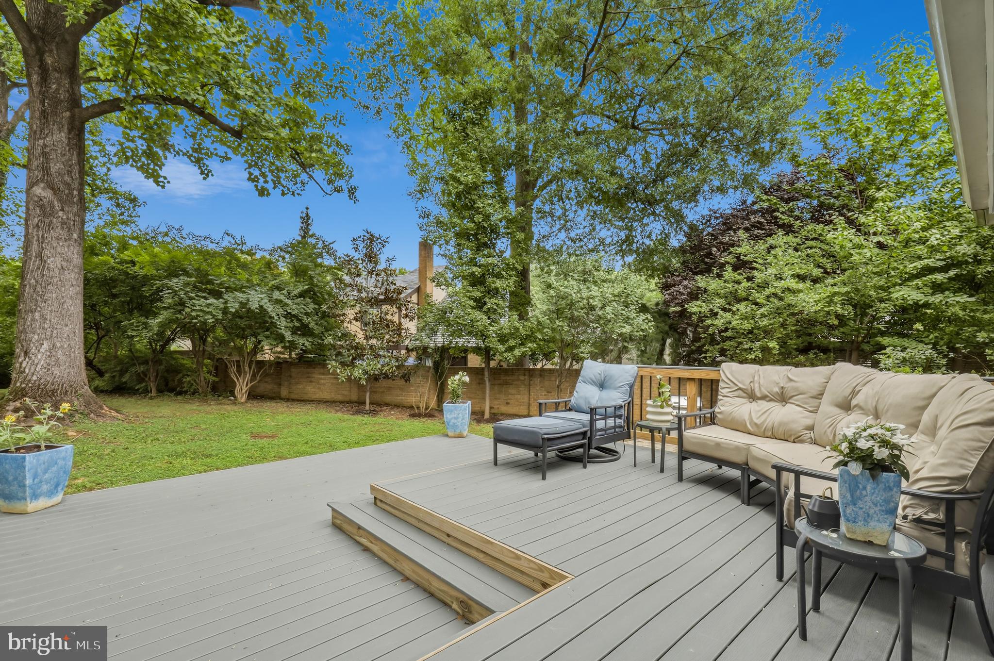 GREEN TREE MANOR - Residential