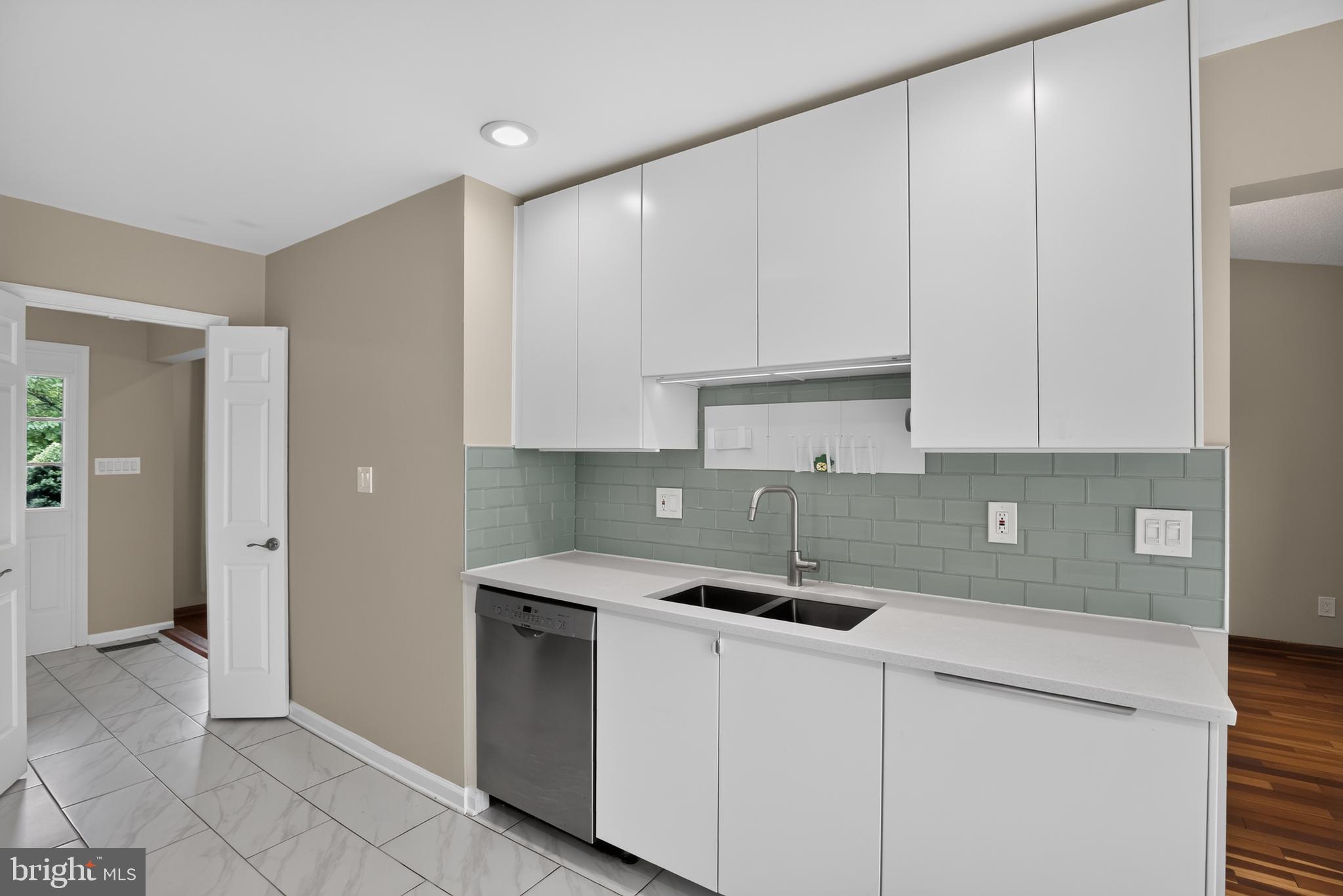 HUNT RIDGE - Residential
