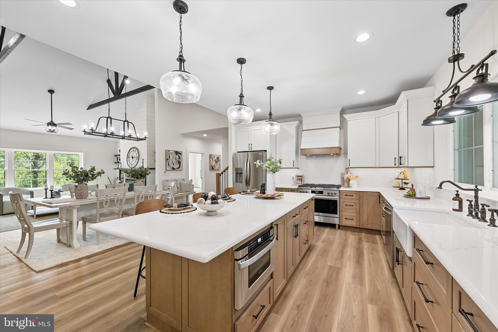 INGRAMS POINT - Residential