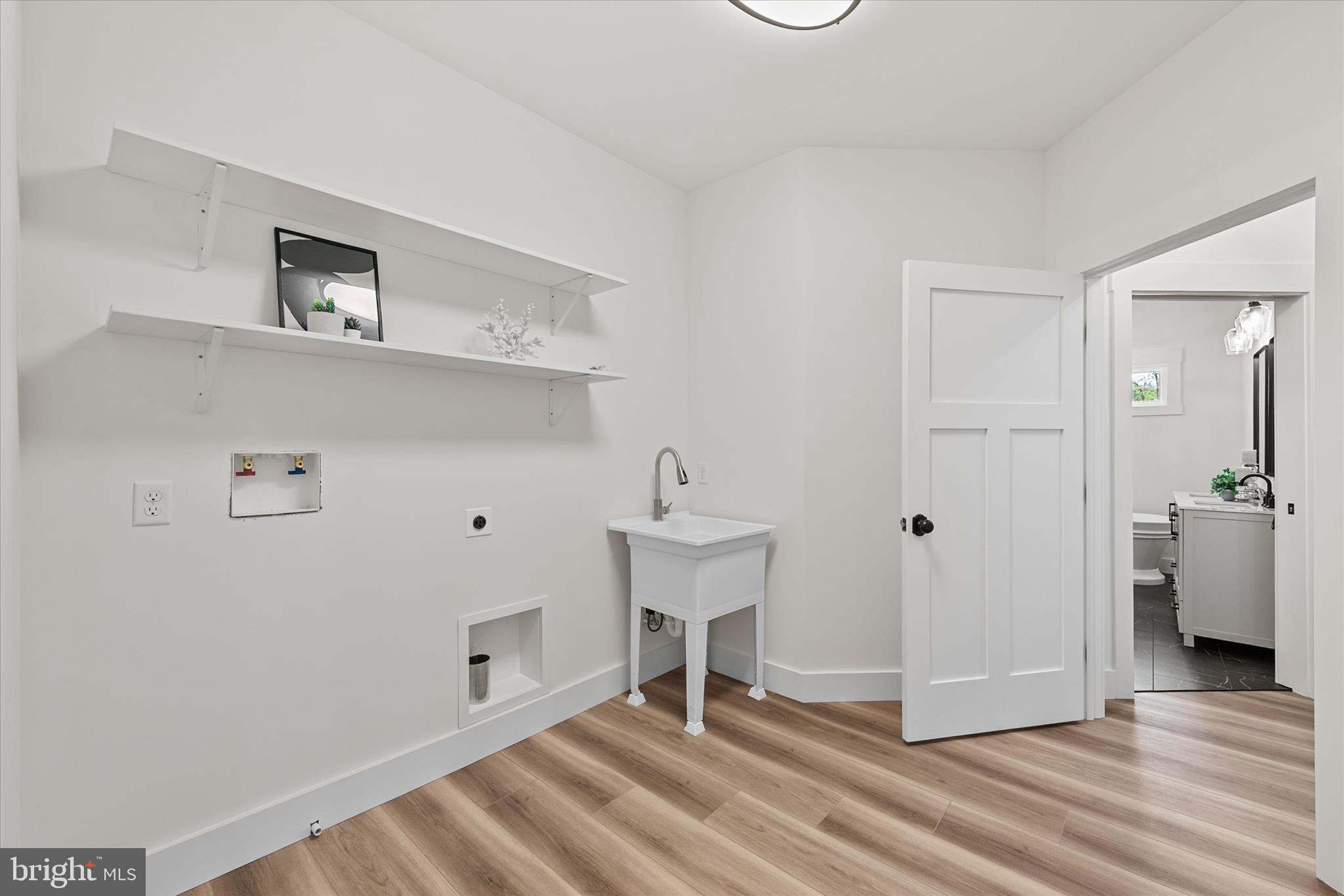 INGRAMS POINT - Residential