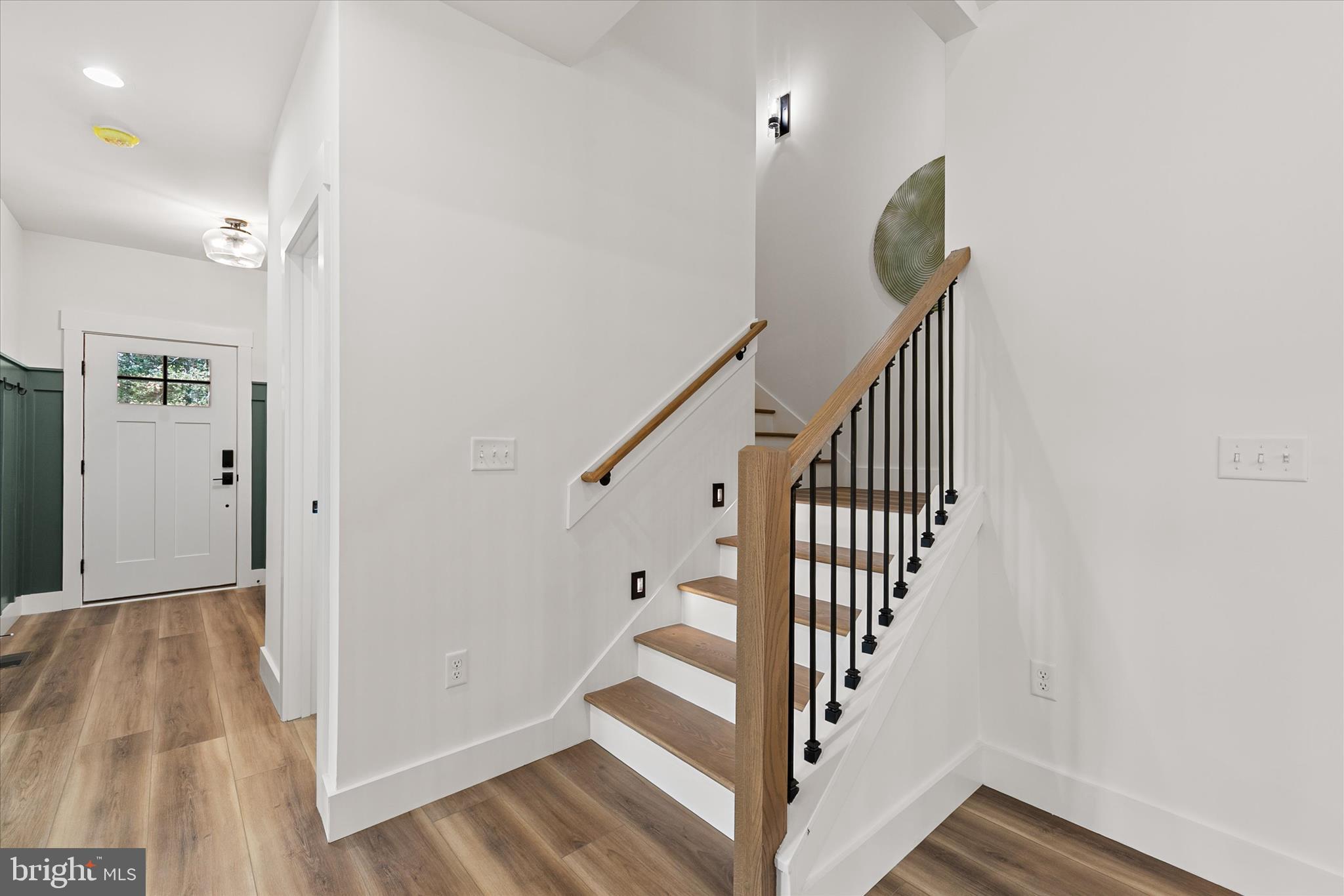 INGRAMS POINT - Residential