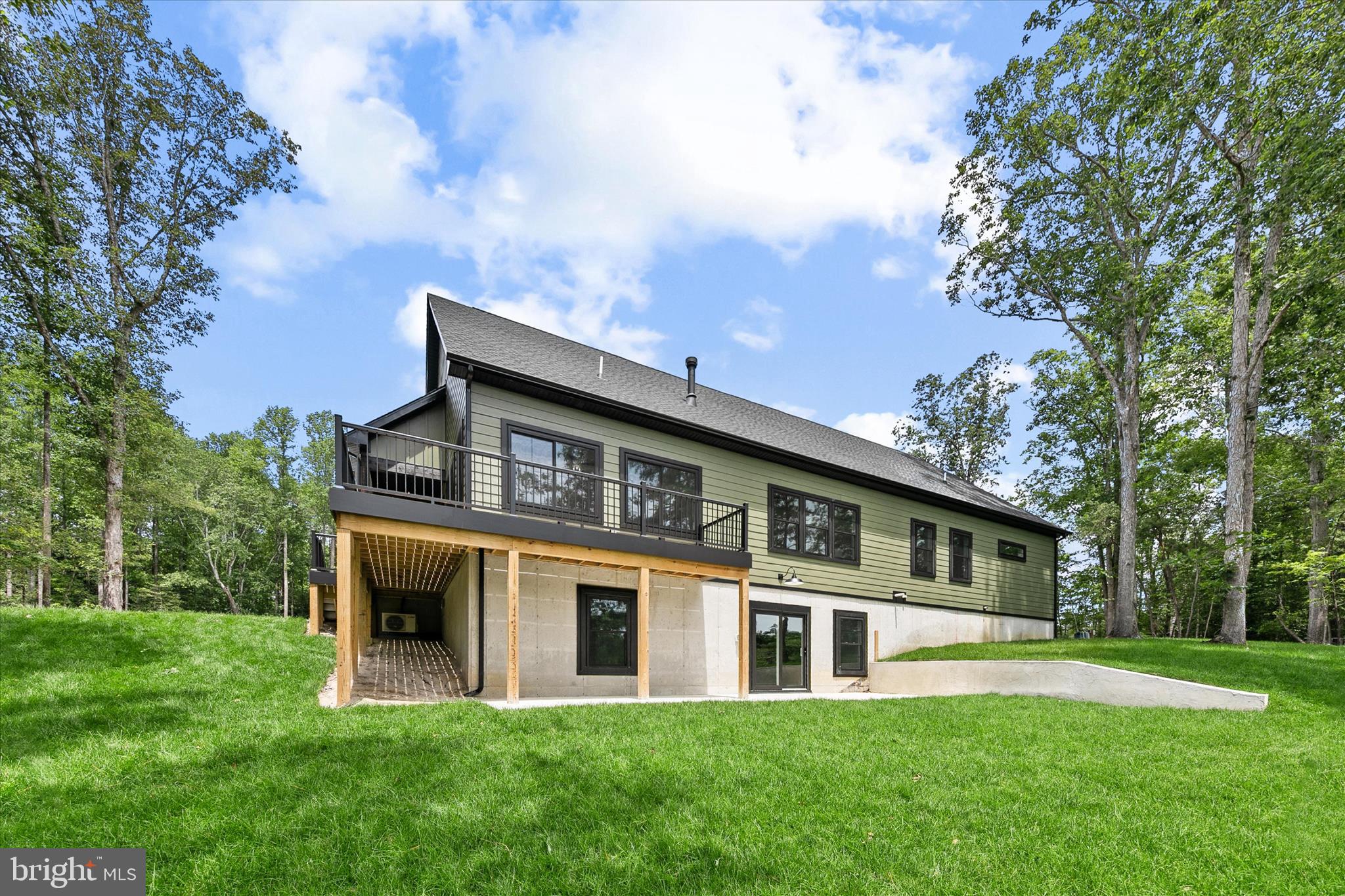 INGRAMS POINT - Residential