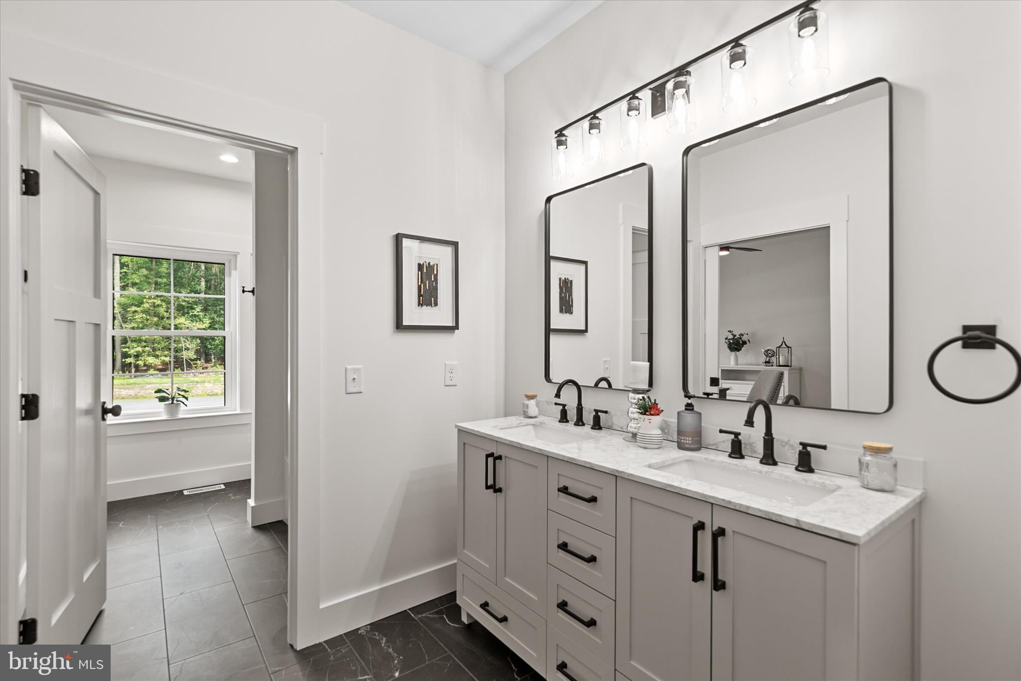 INGRAMS POINT - Residential