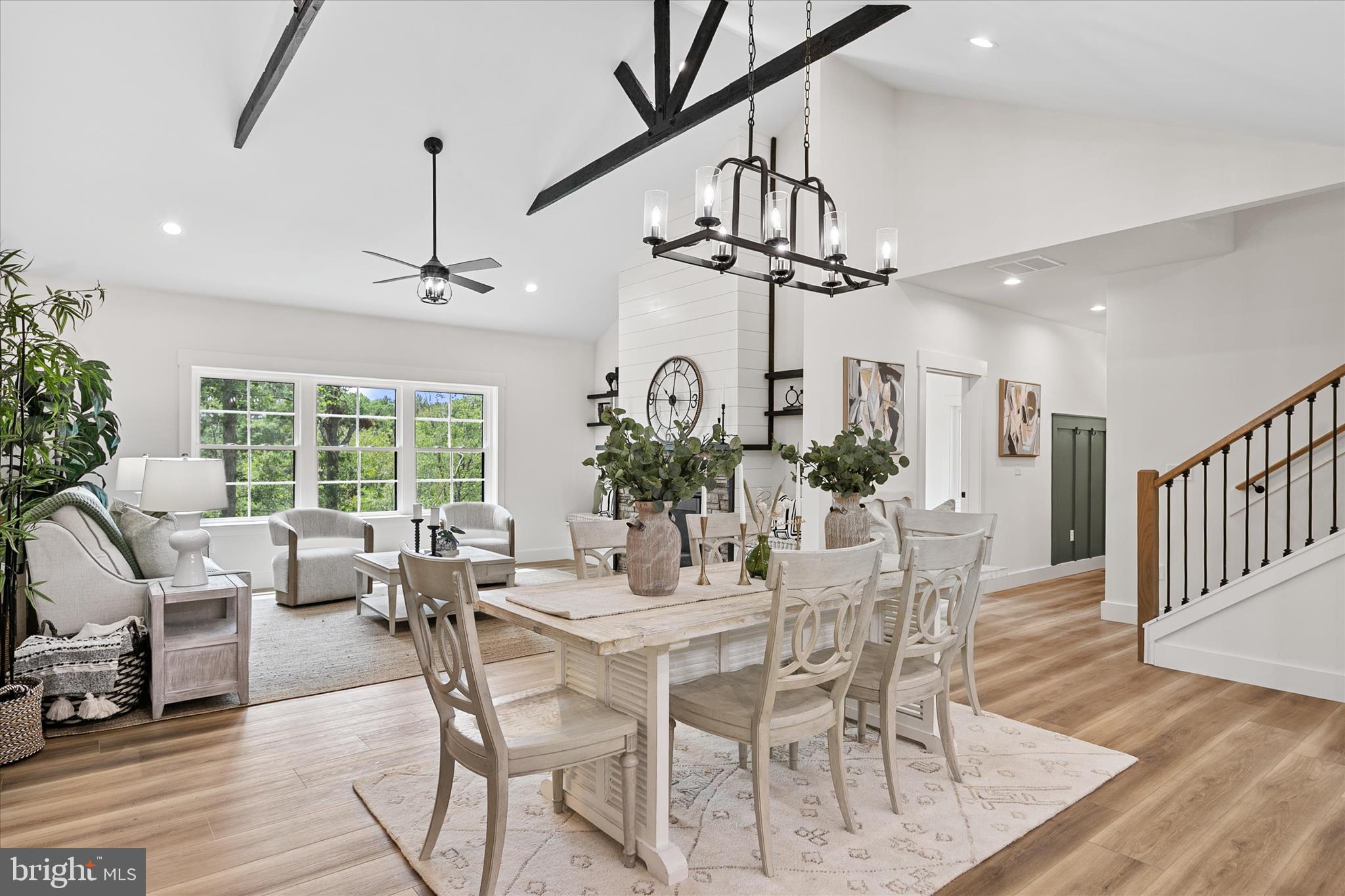 INGRAMS POINT - Residential