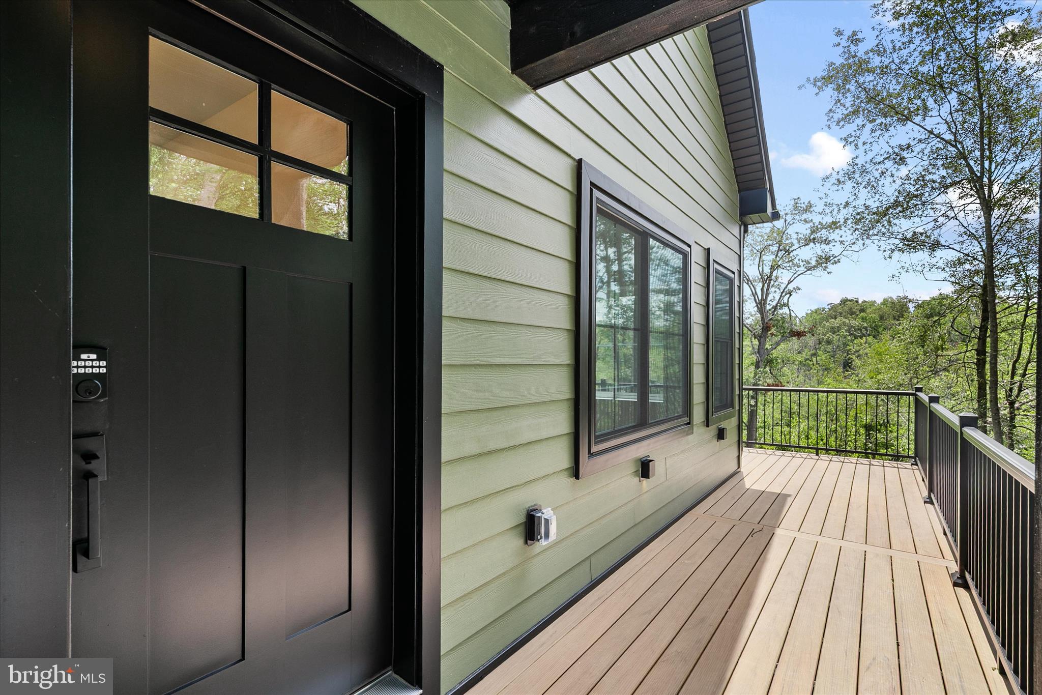 INGRAMS POINT - Residential