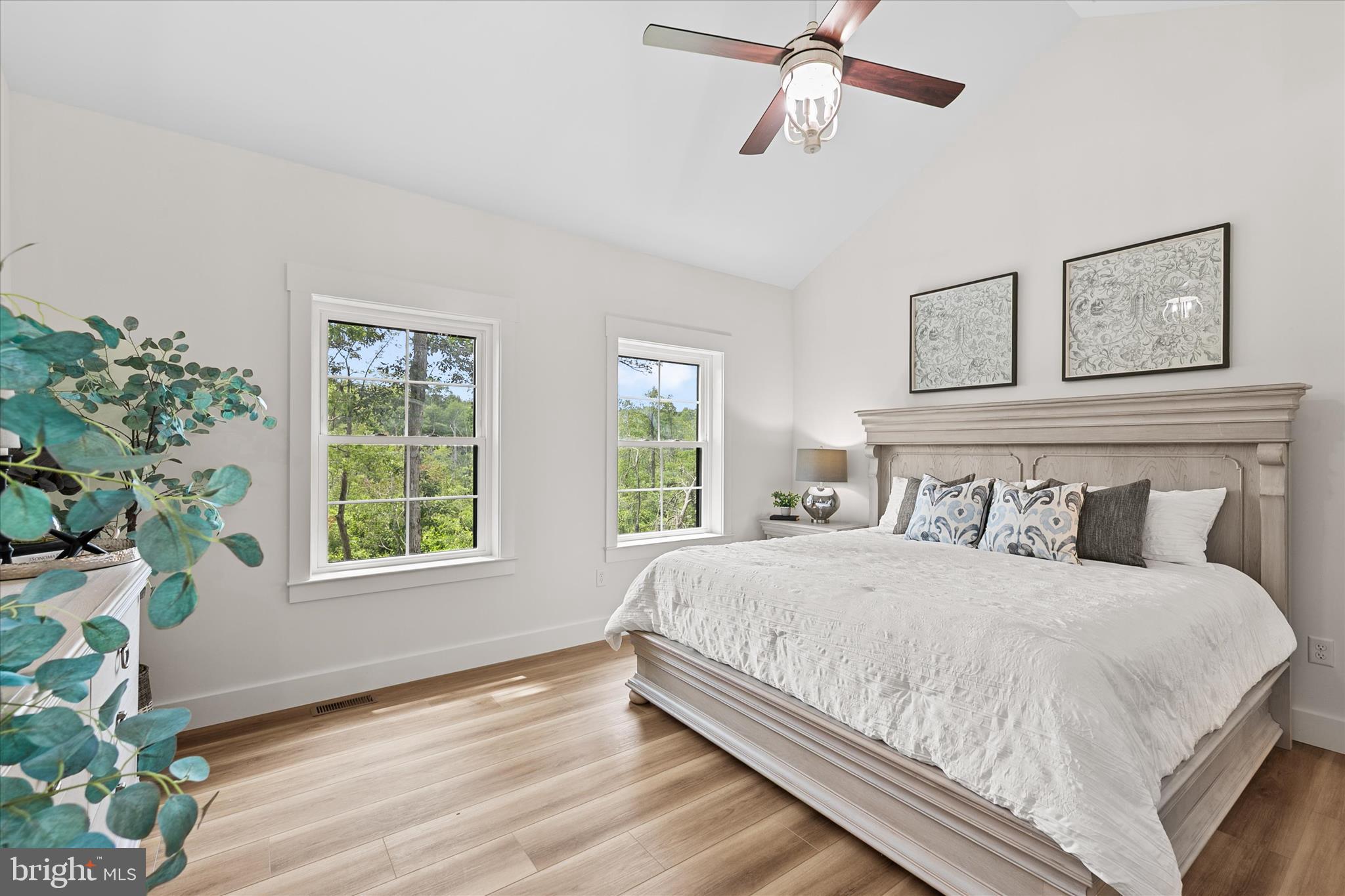 INGRAMS POINT - Residential