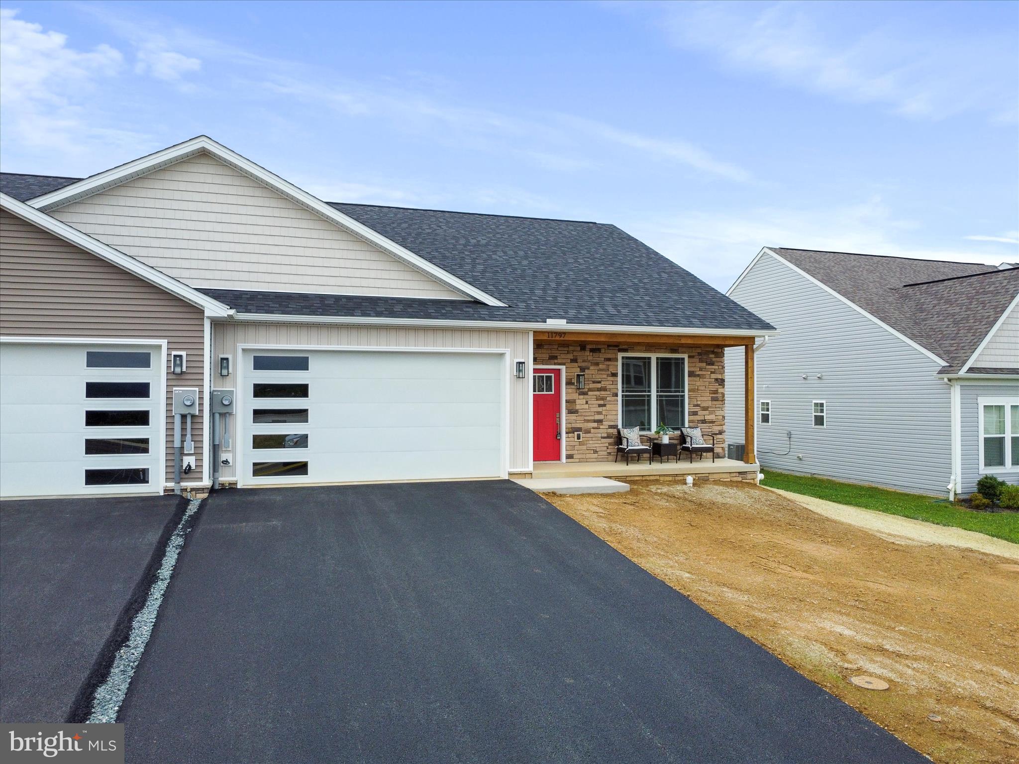 SPRING VALLEY - Residential