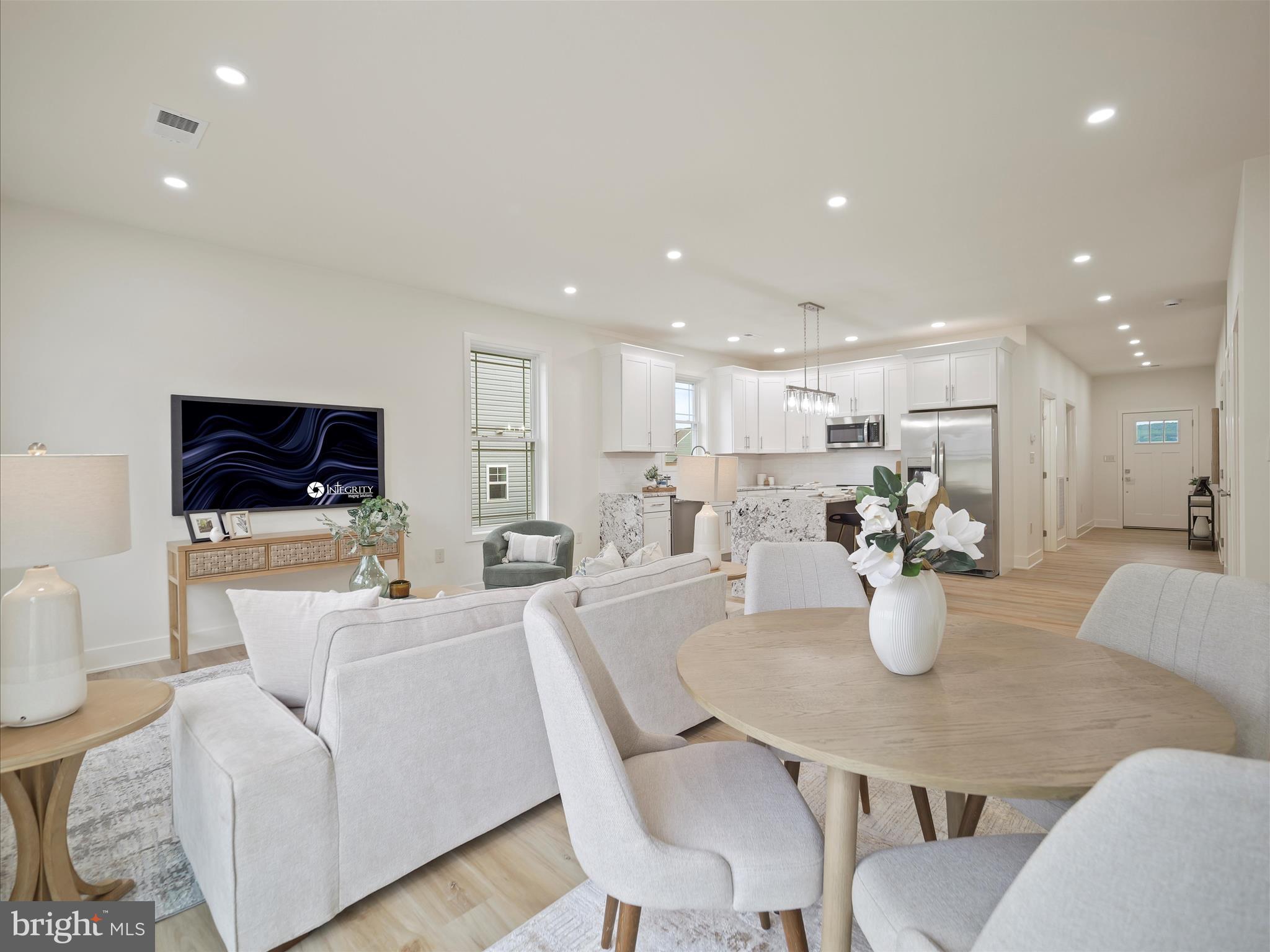 SPRING VALLEY - Residential
