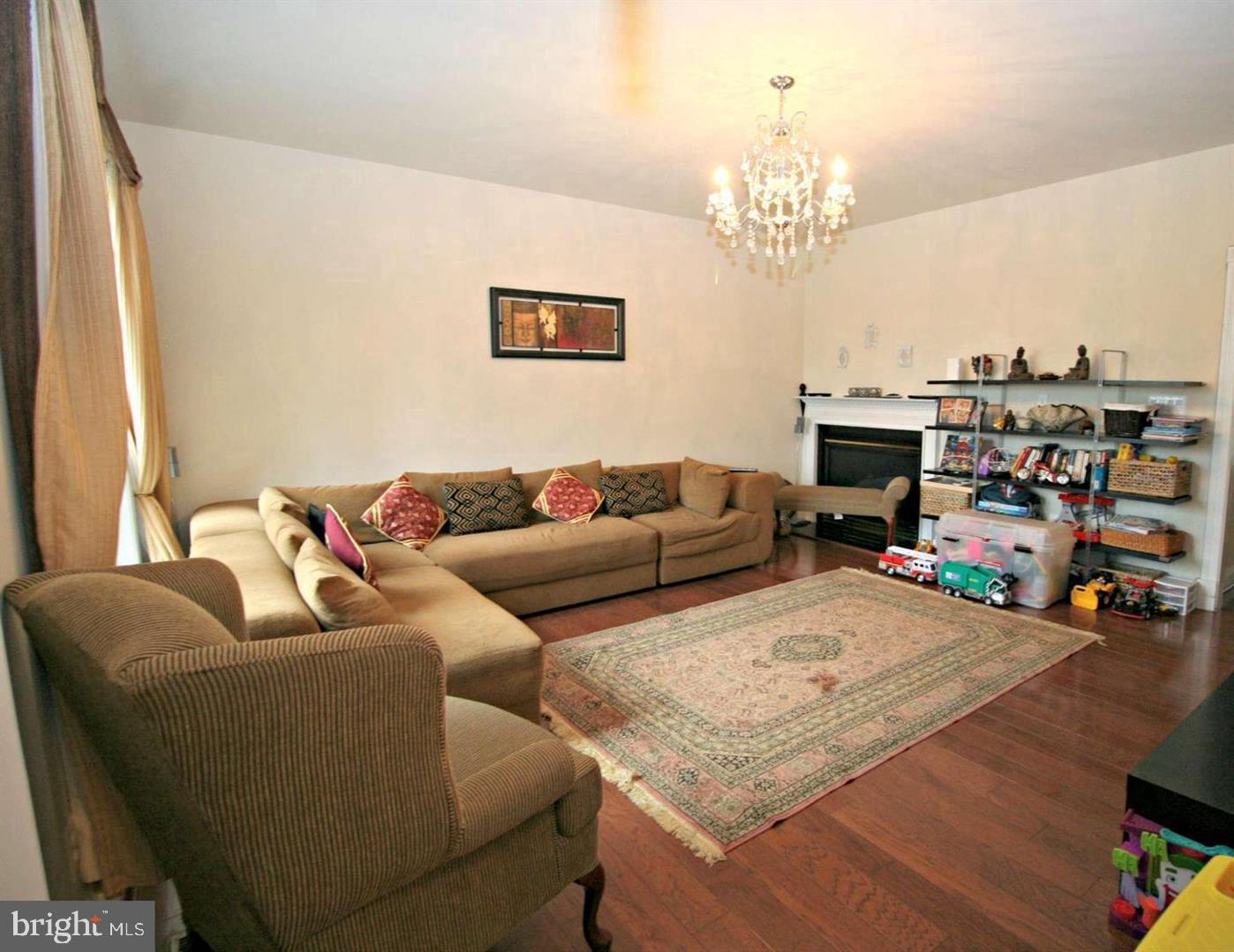EVERGREEN VILLAGE - Residential Lease