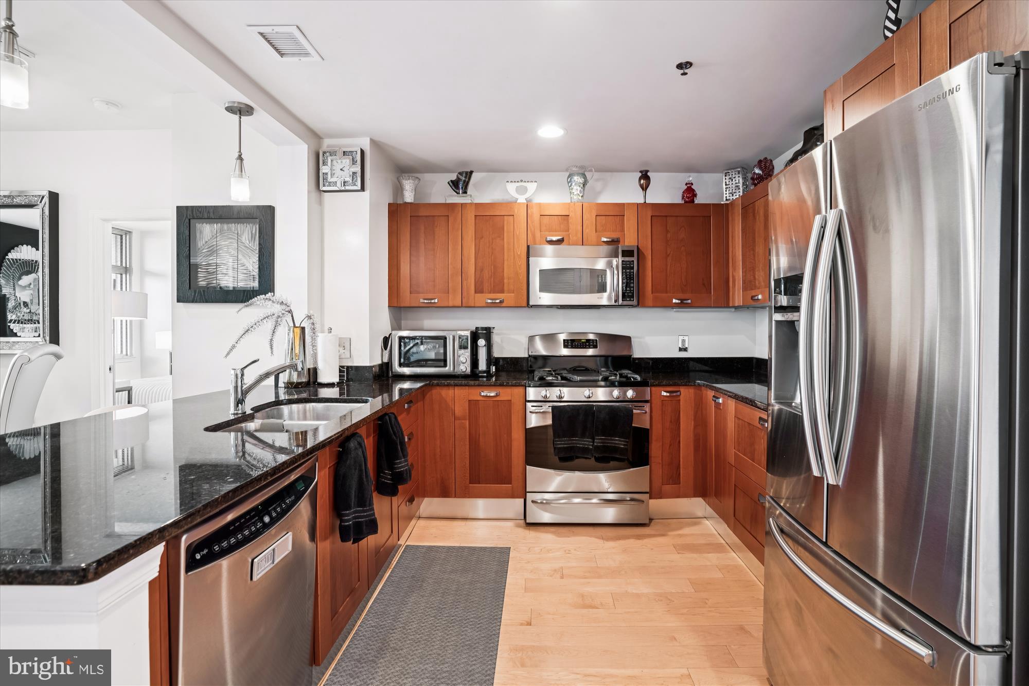 MIDTOWN BETHESDA NORTH - Residential