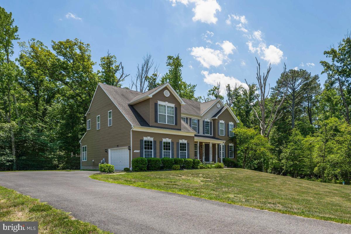 RIDGE GROVE ESTATES - Residential