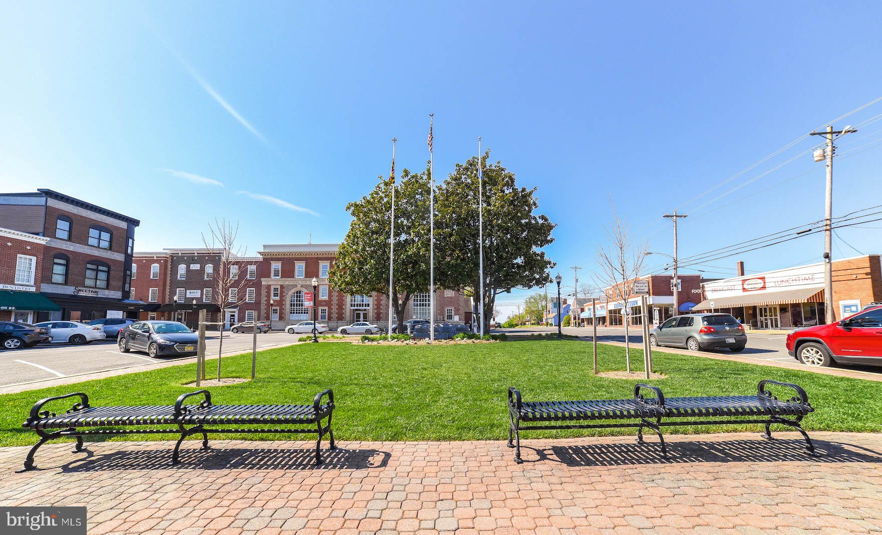 LEONARDTOWN - Residential