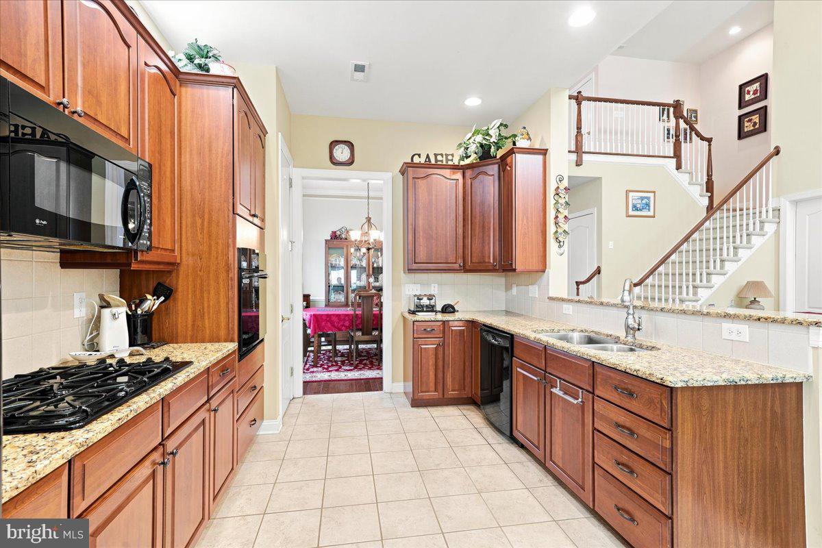 REGENCY AT PROVIDENC - Residential