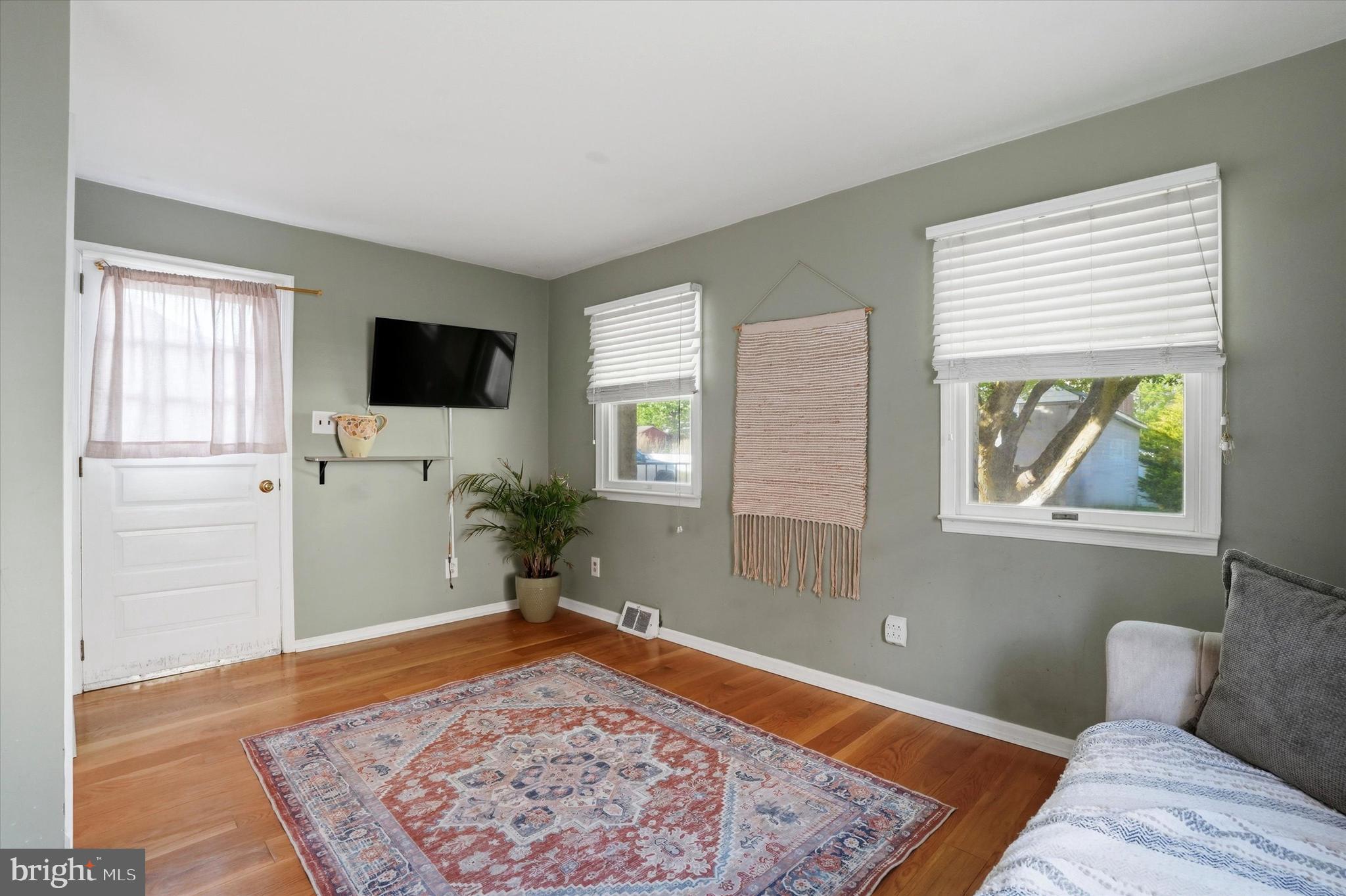 PADDOCK FARMS - Residential