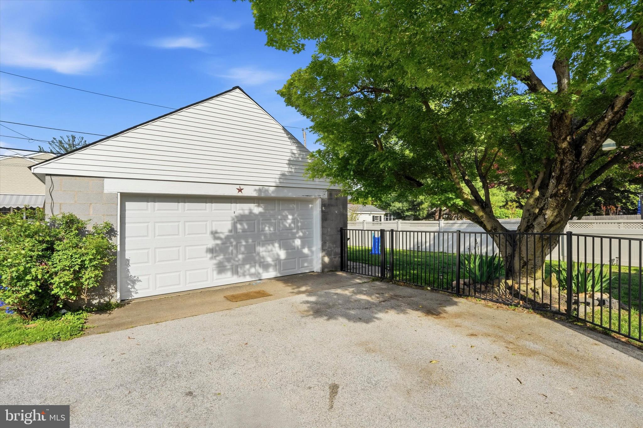 PADDOCK FARMS - Residential