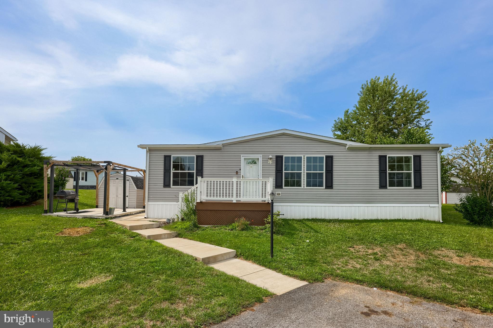 PHEASANT RIDGE - Residential