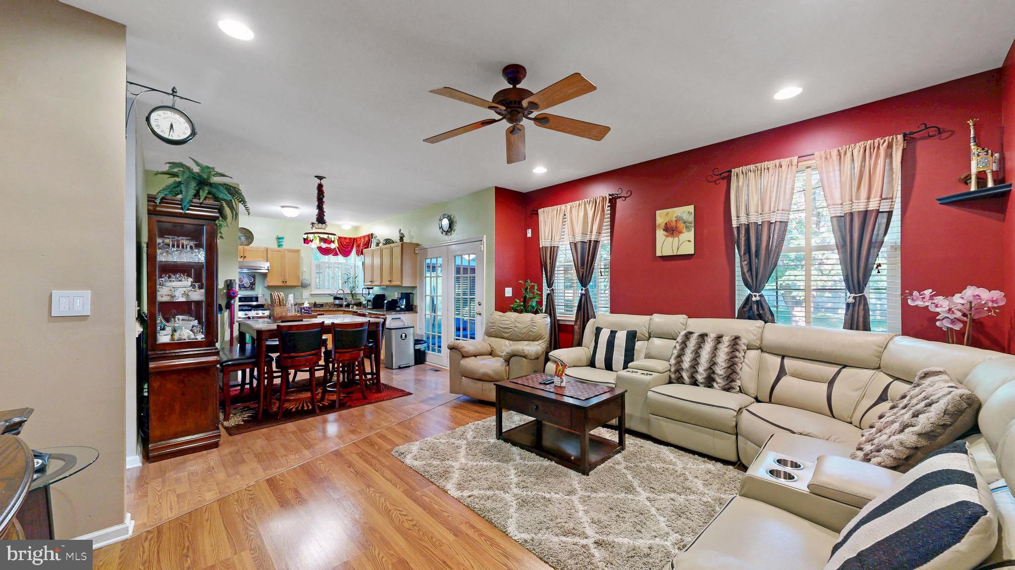BRENNAN ESTATES - Residential