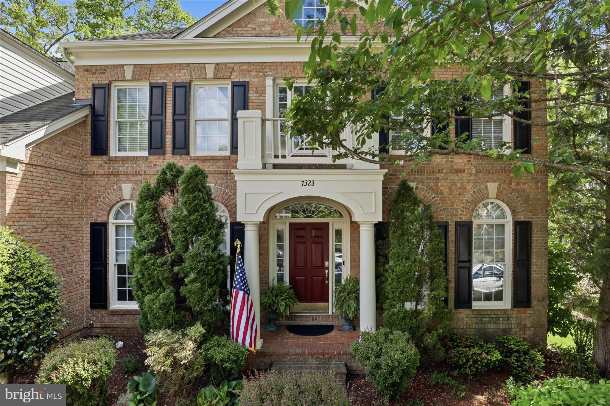 LAUREL CREEK - Residential