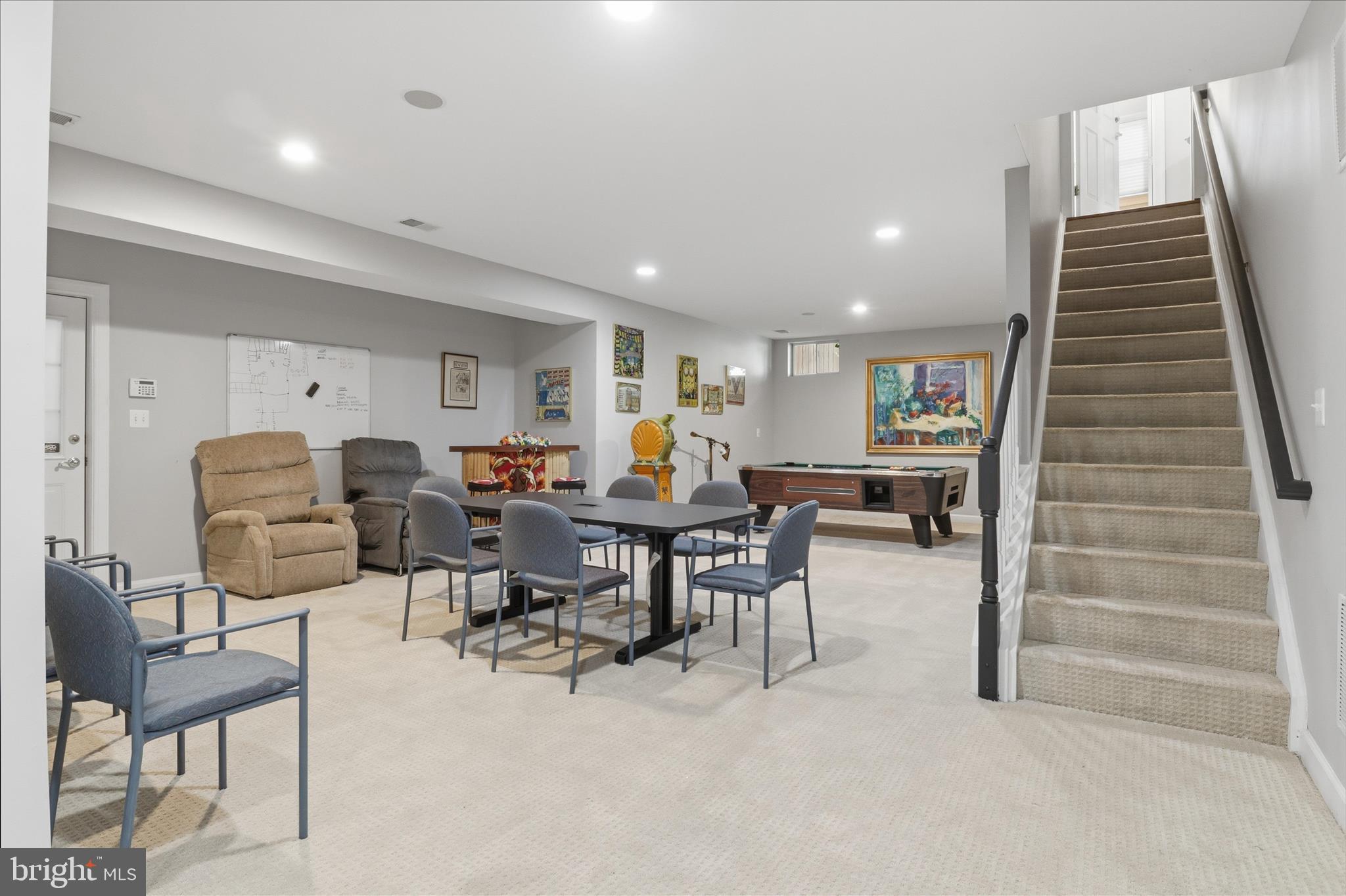 LAUREL CREEK - Residential