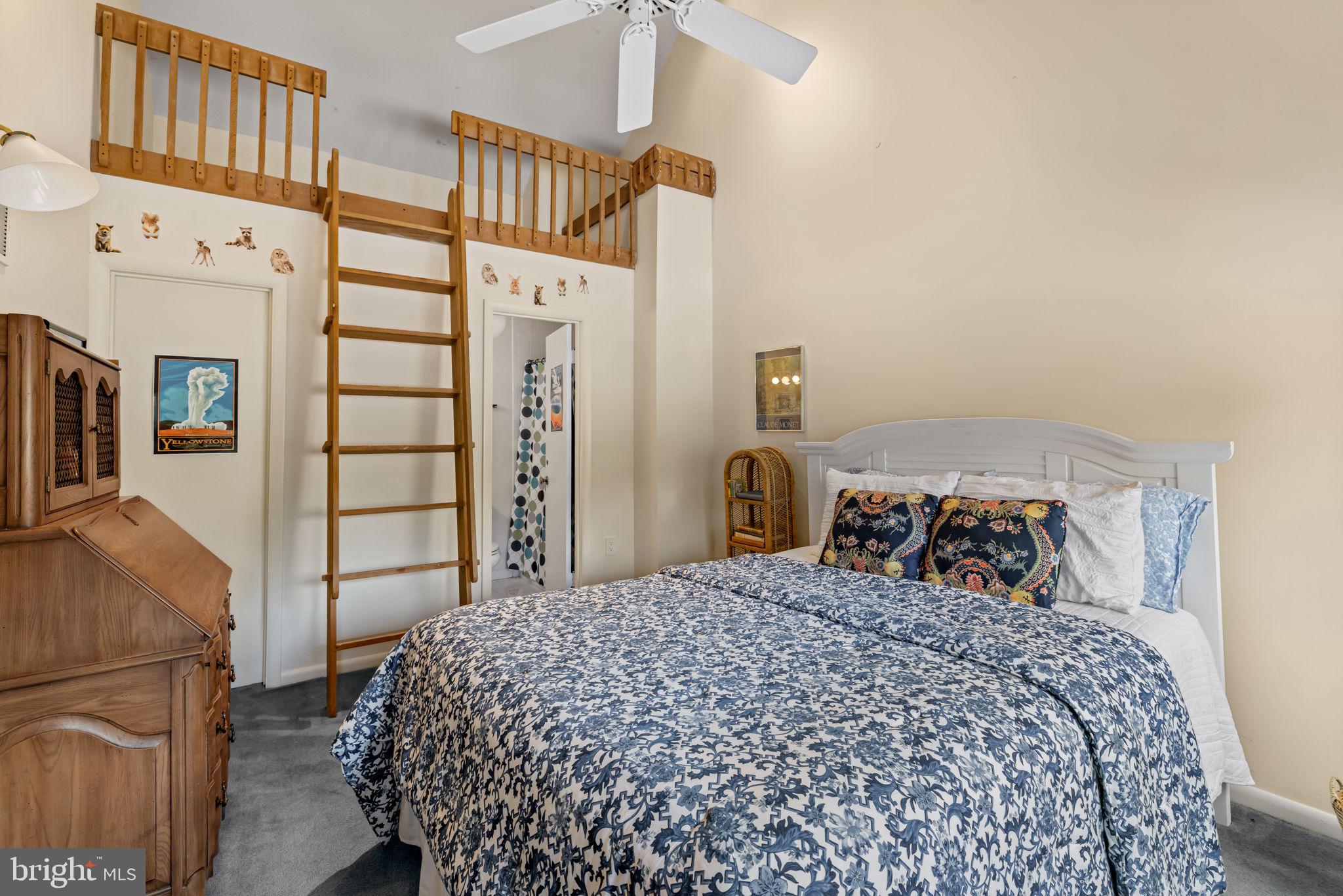 CROSS KEYS - Residential