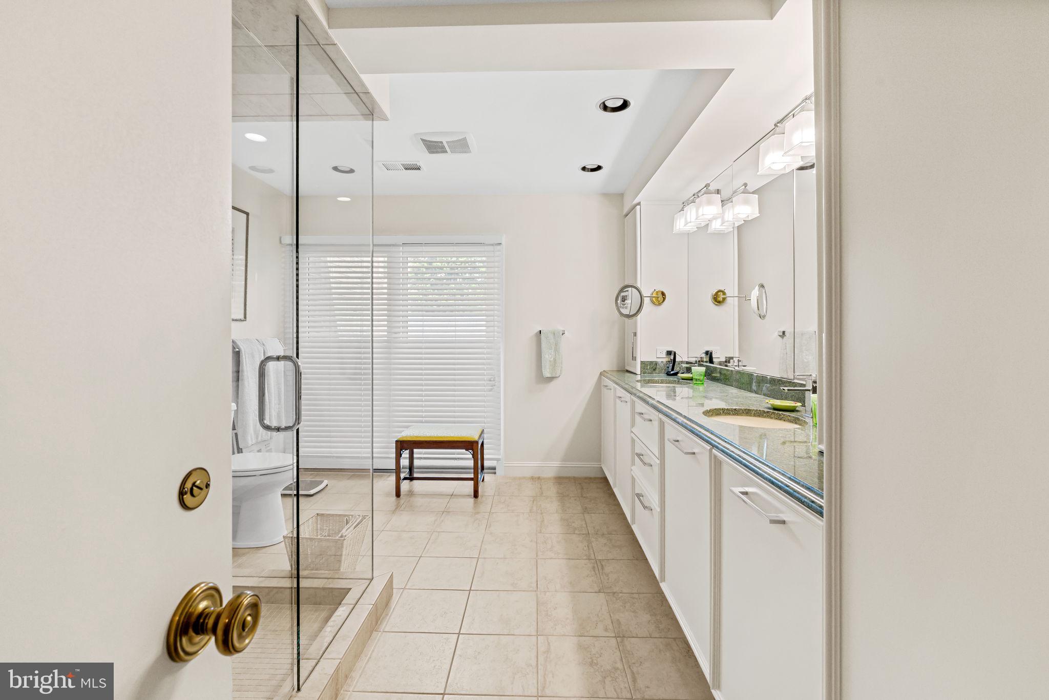 CROSS KEYS - Residential