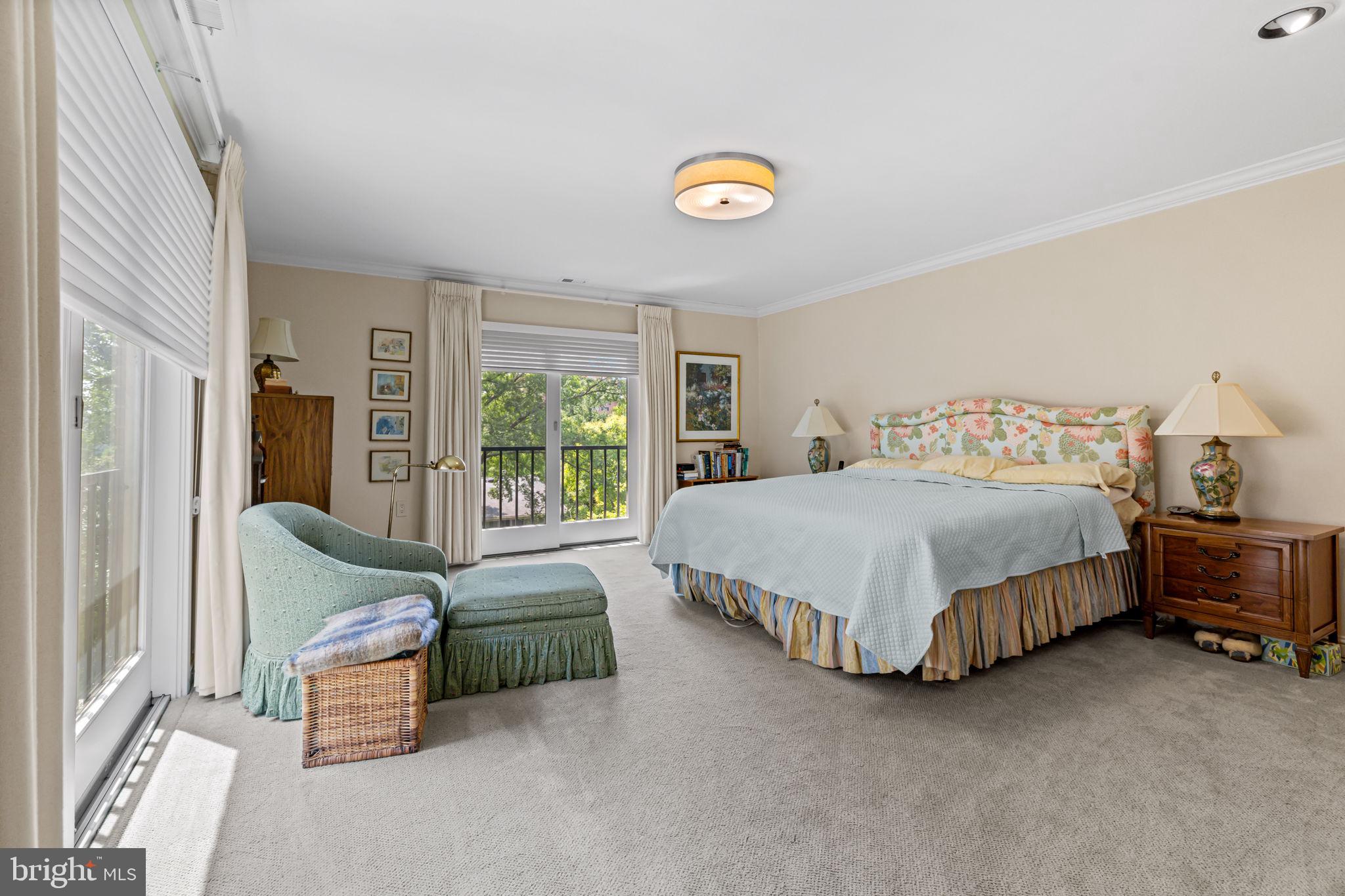 CROSS KEYS - Residential