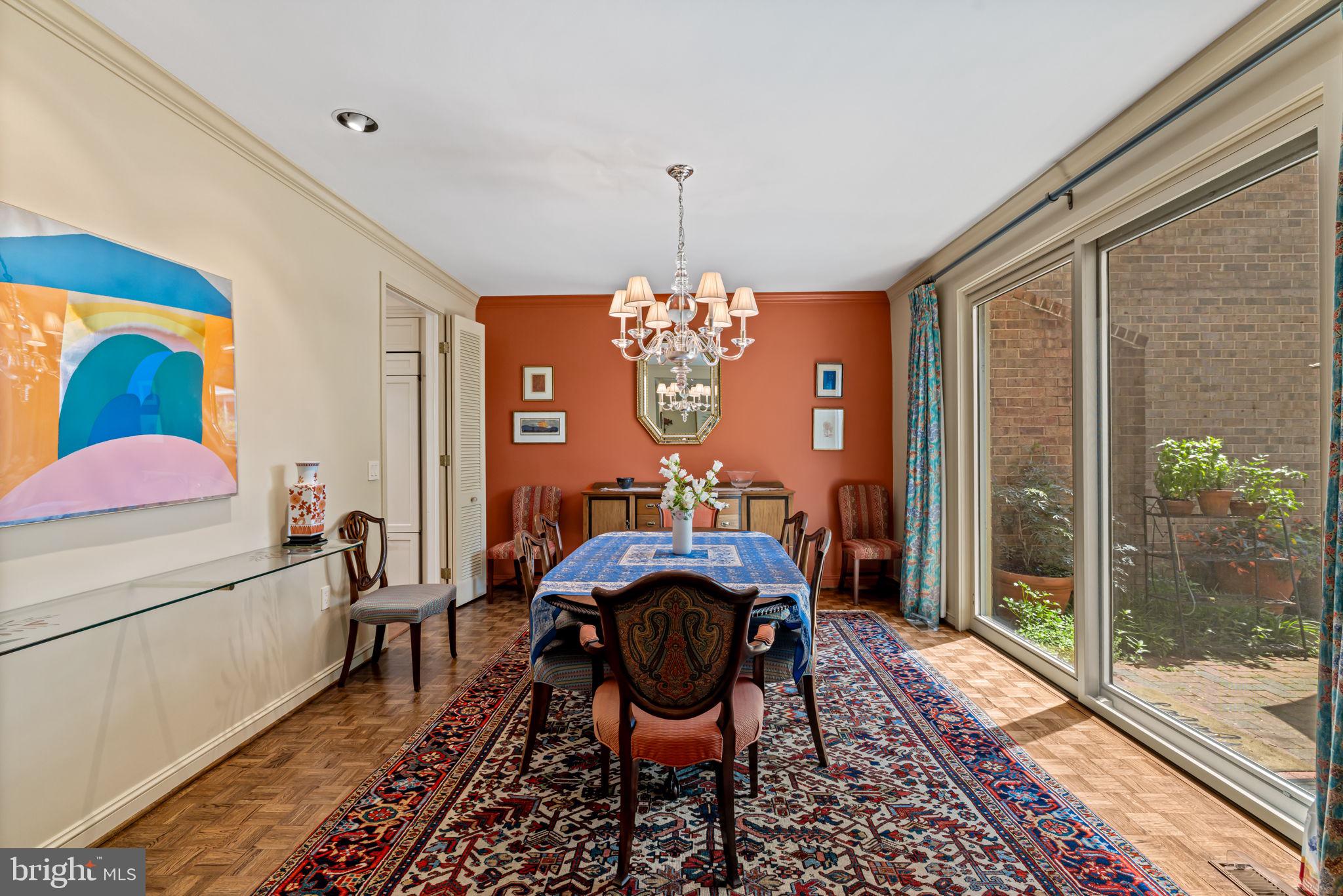 CROSS KEYS - Residential
