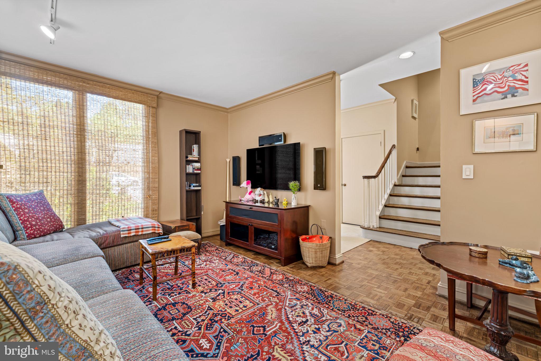 CROSS KEYS - Residential