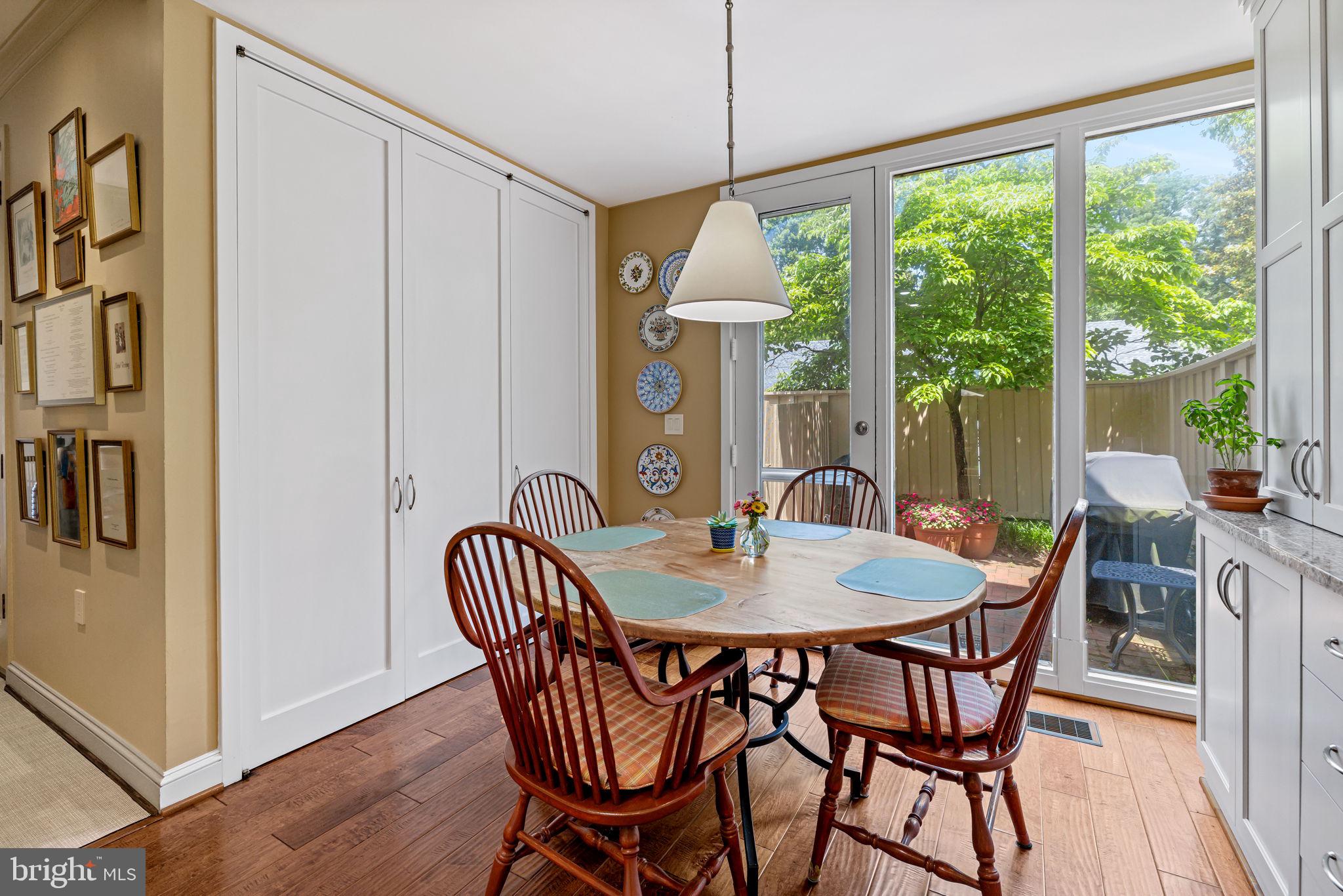 CROSS KEYS - Residential
